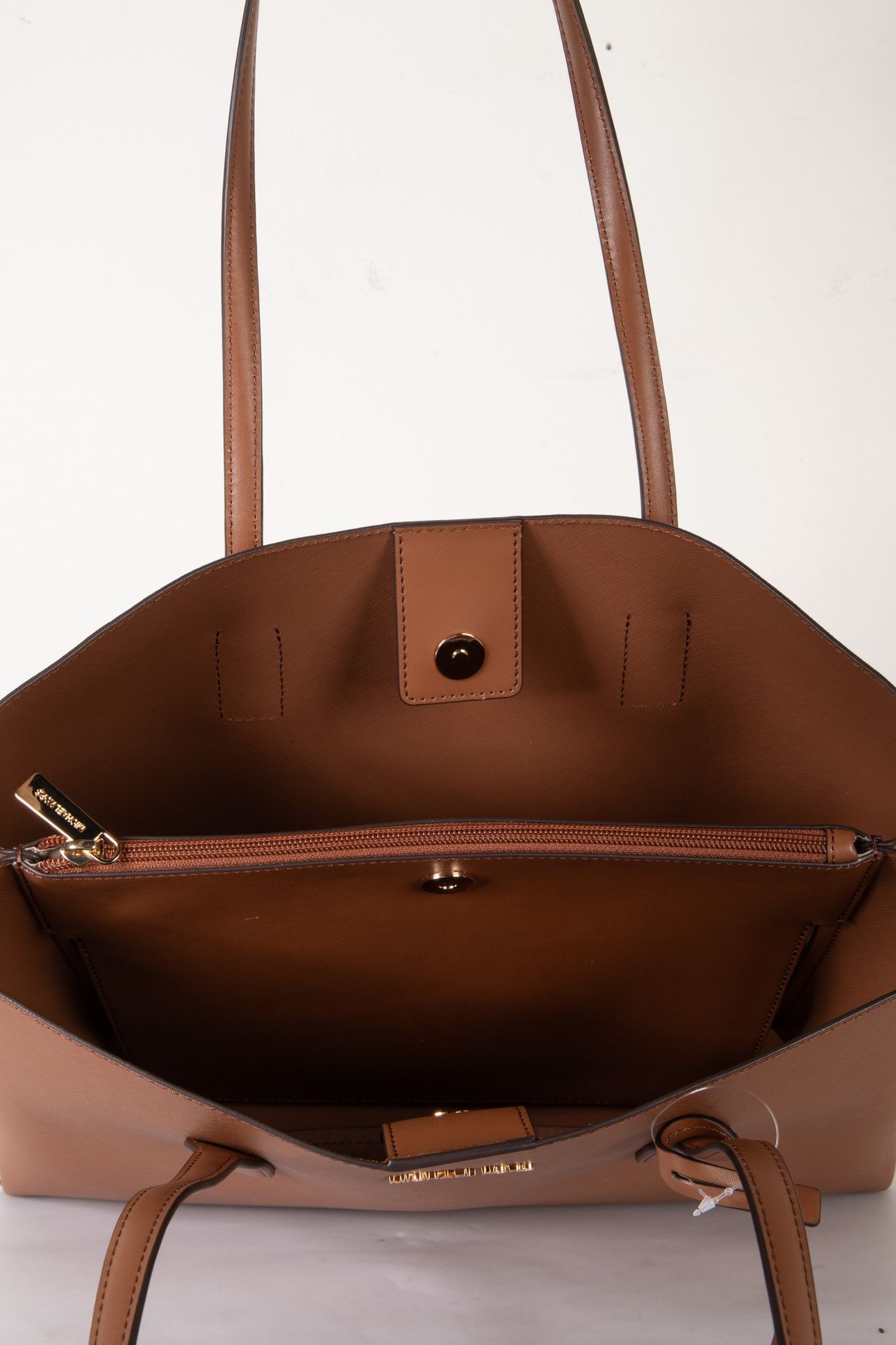 MEDIUM LEATHER TOTE BAG LUGGAGE 5