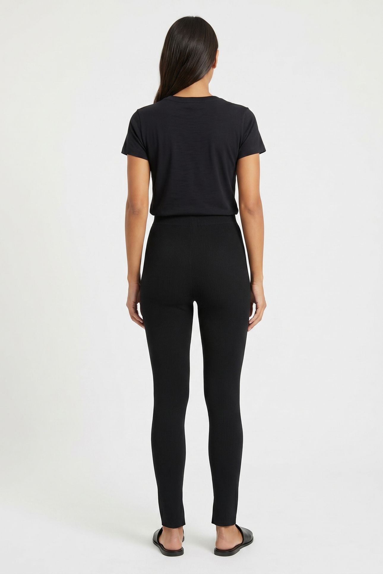 FERGIE LEGGINGS BLACK 2