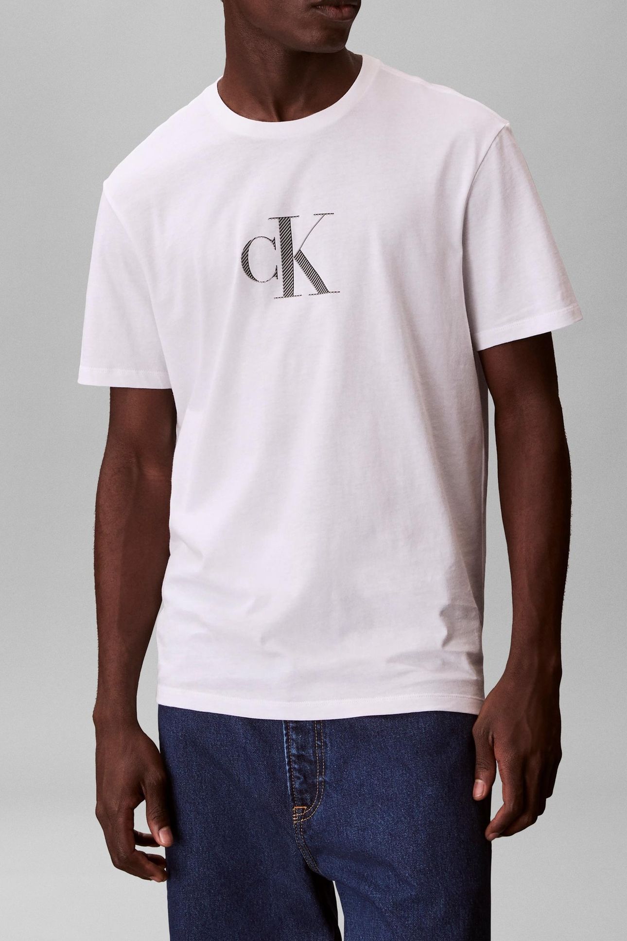 SS 30S DISTRESSED MONO TEE BRIGHT WHITE 2