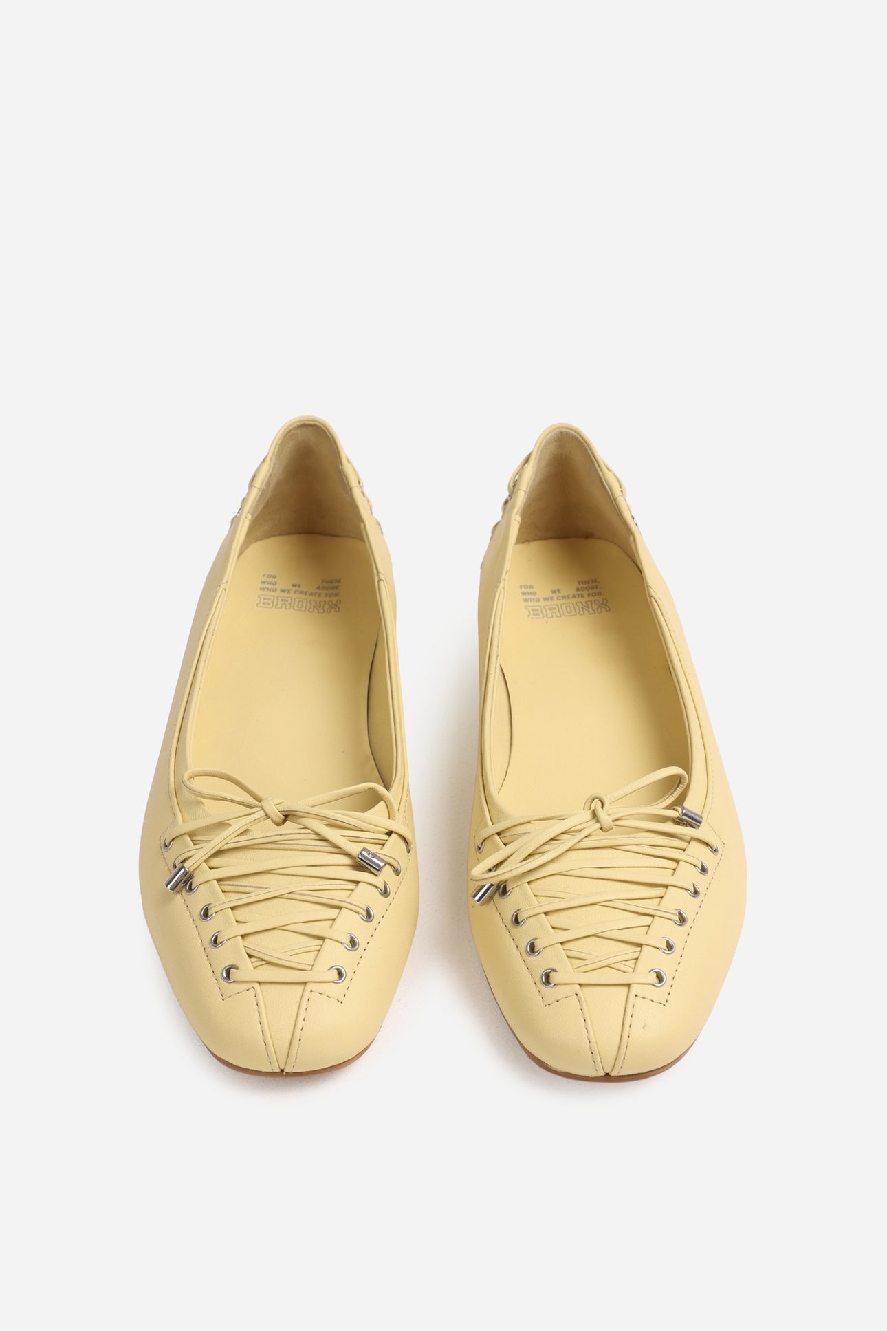 SER-AJAA LOW SHOE BUTTER YELLOW 5