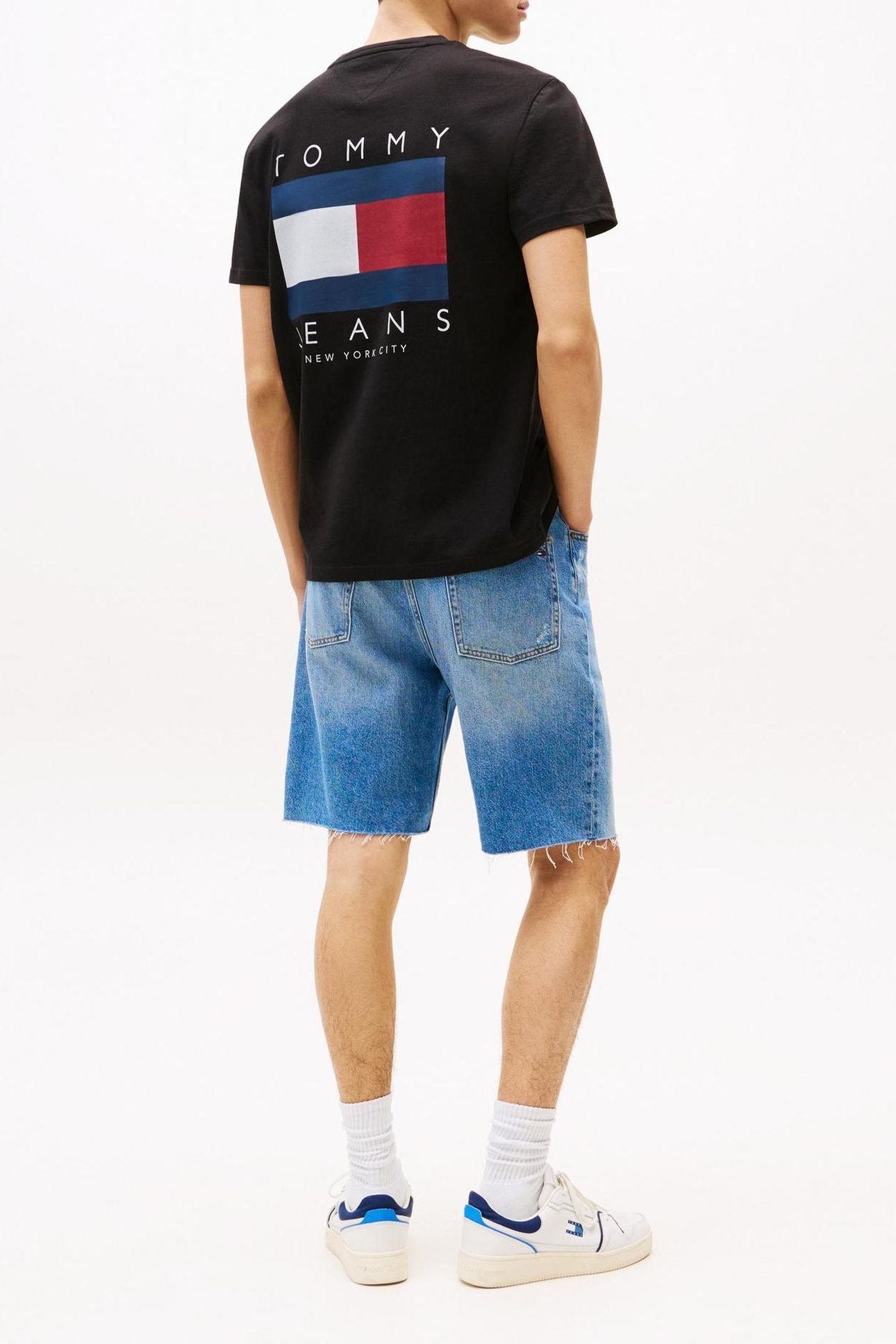 TJM REGULAR FLAG GRAPH T-SHIRT BLACK 3