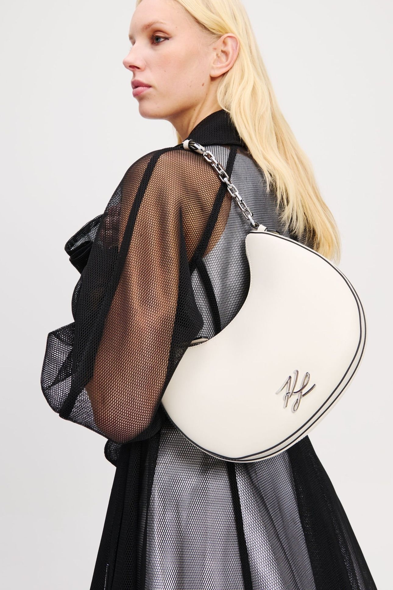 K/AUTOGRAPH MOON SHOULDER BAG CEMENT 1