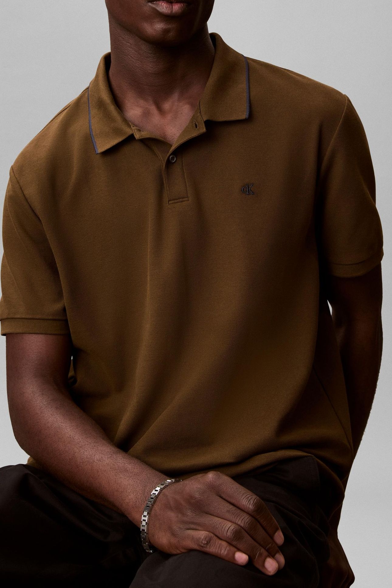 SS REFINED PIQUE TIP POLO CRUDE GREEN 5