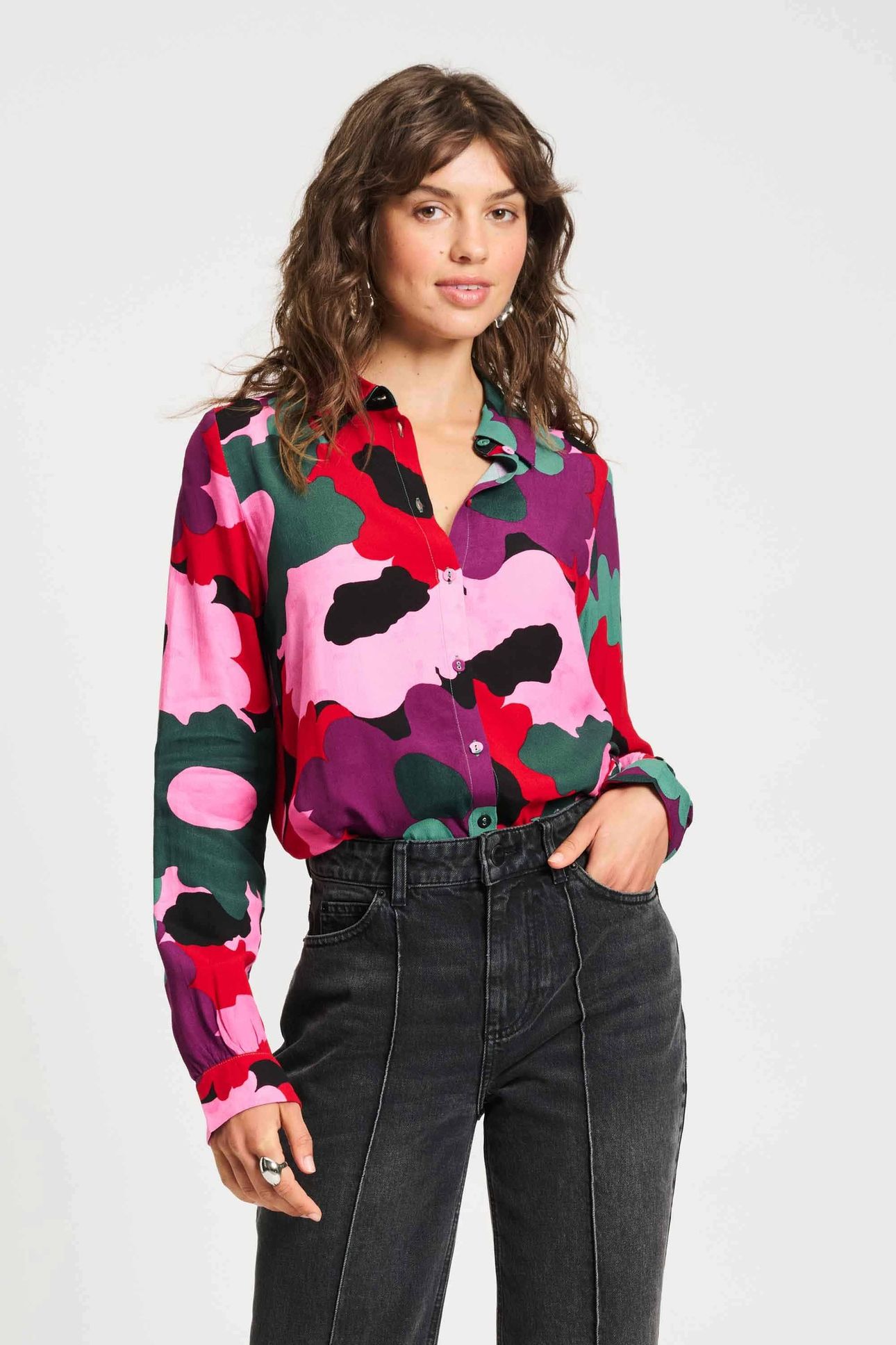 BLOUSE - MILA ABSTRACT FLOWER 4