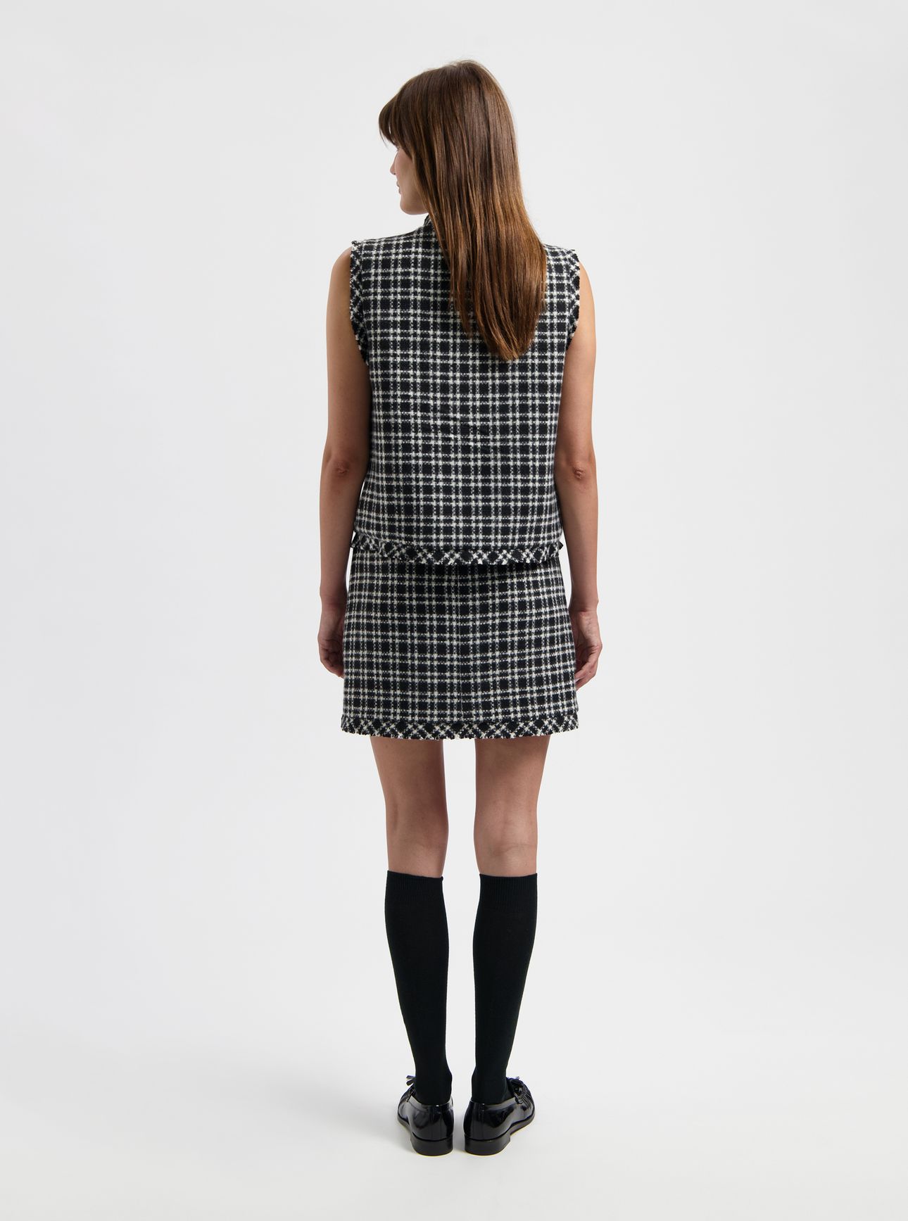 NOUS SOMMES LABELS – JIMMIE TWEED GILET BLACK 3