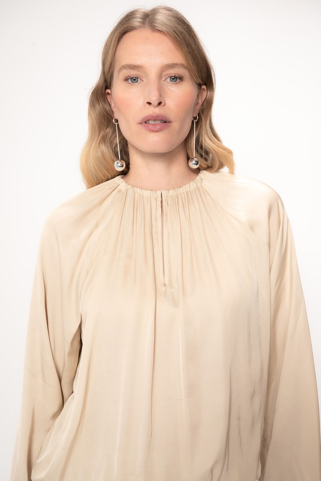JADE TOP ALMOND 6
