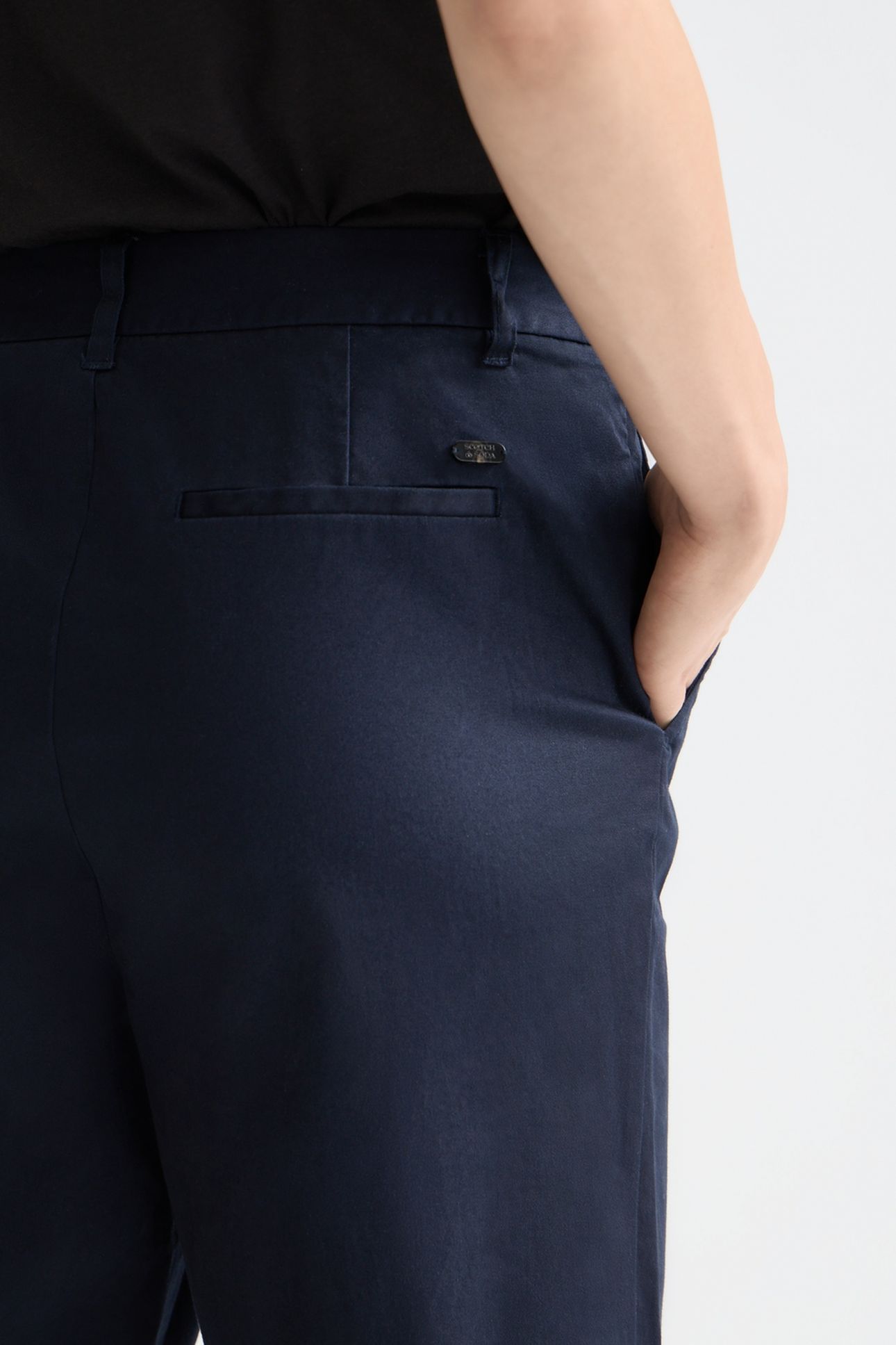 ABOTT CHINO PANT NIGHT 6