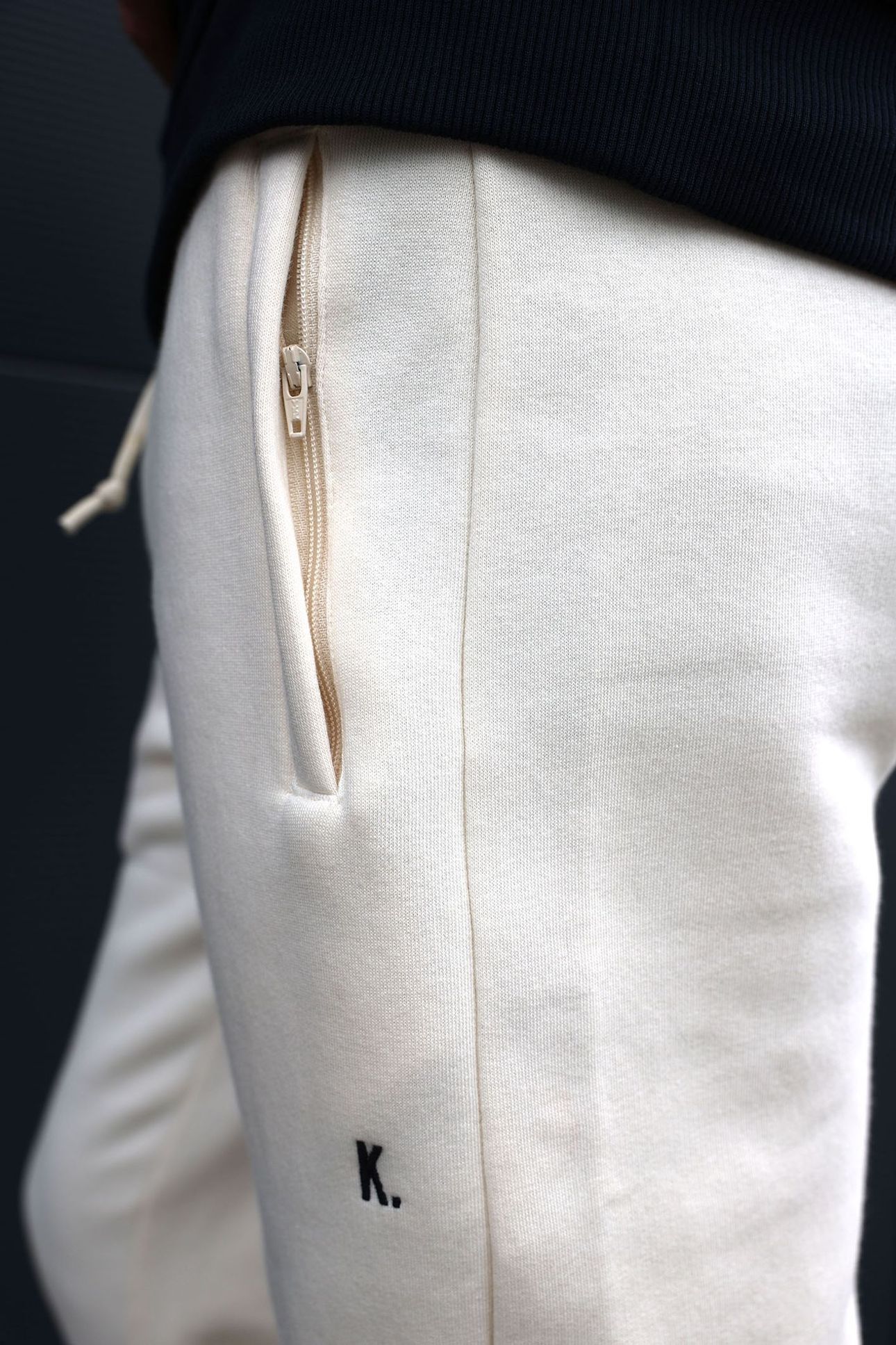 TR BASIC JOGGER ECRU 4