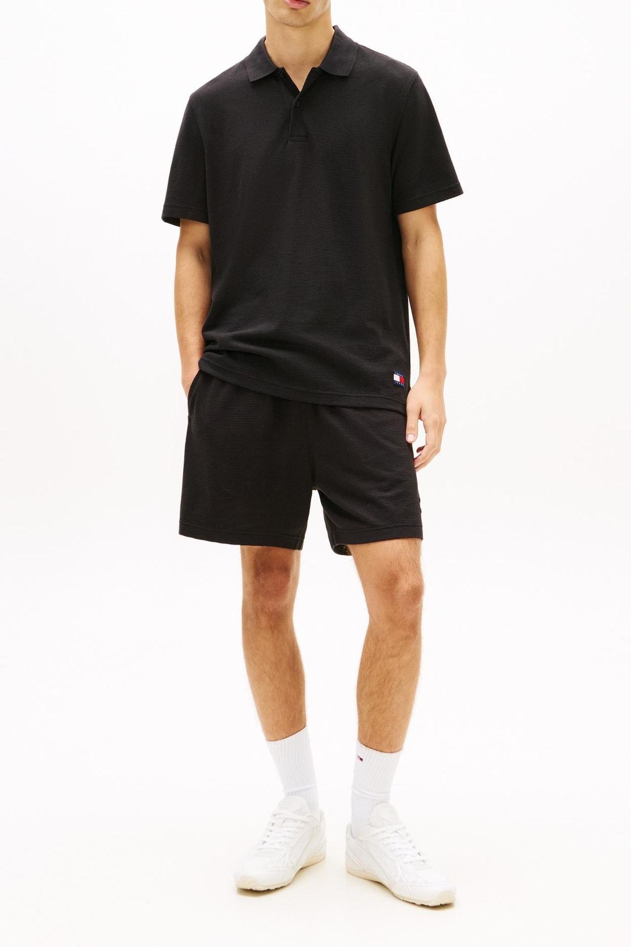 TJM REGULAR WAFFLE POLO BLACK 1