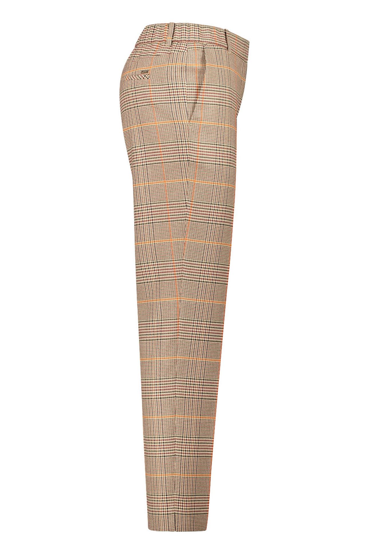 FRIEDI761-622221 CAMEL 3