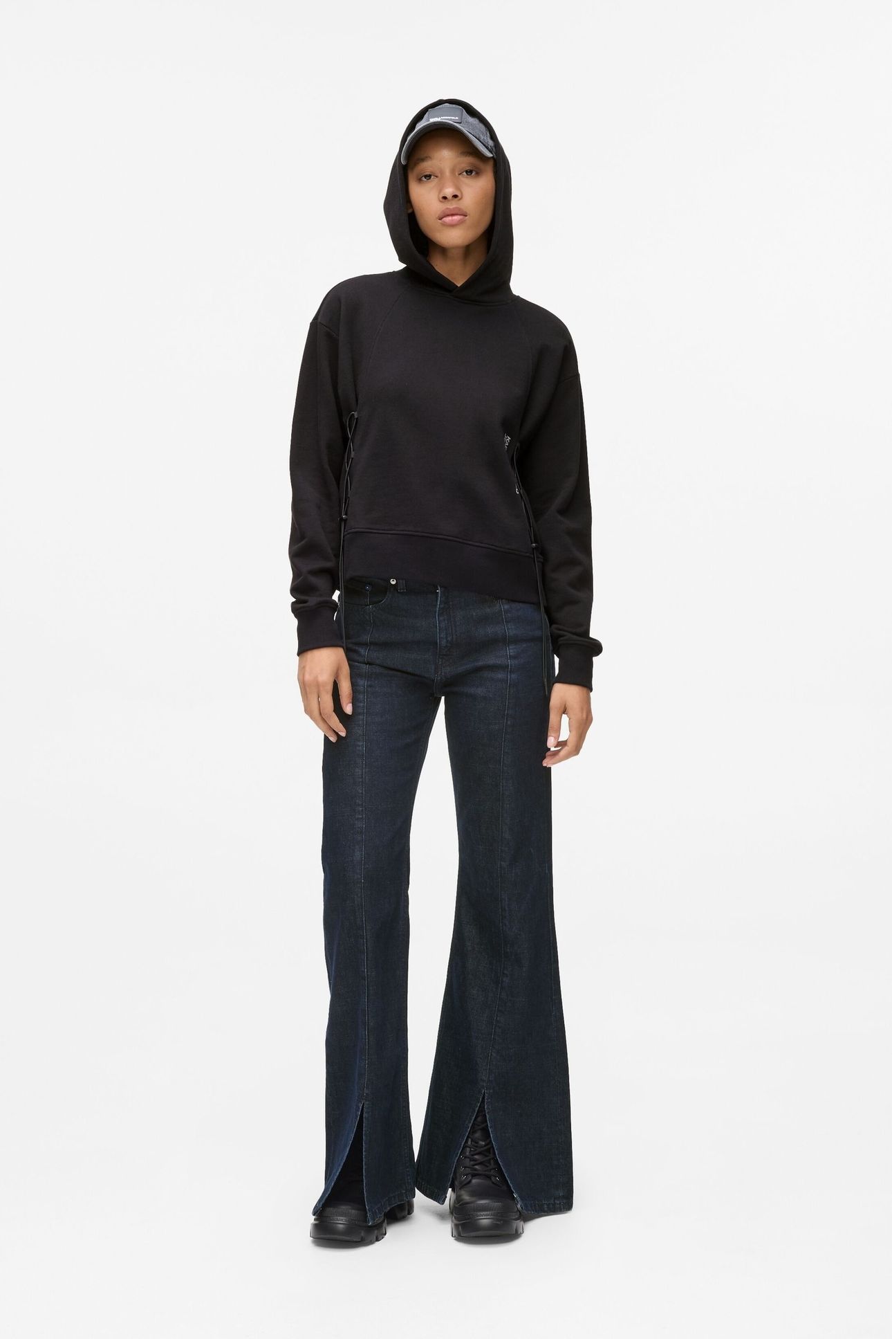 FLARED DENIM W/ SLIT RINSE BLUE 1