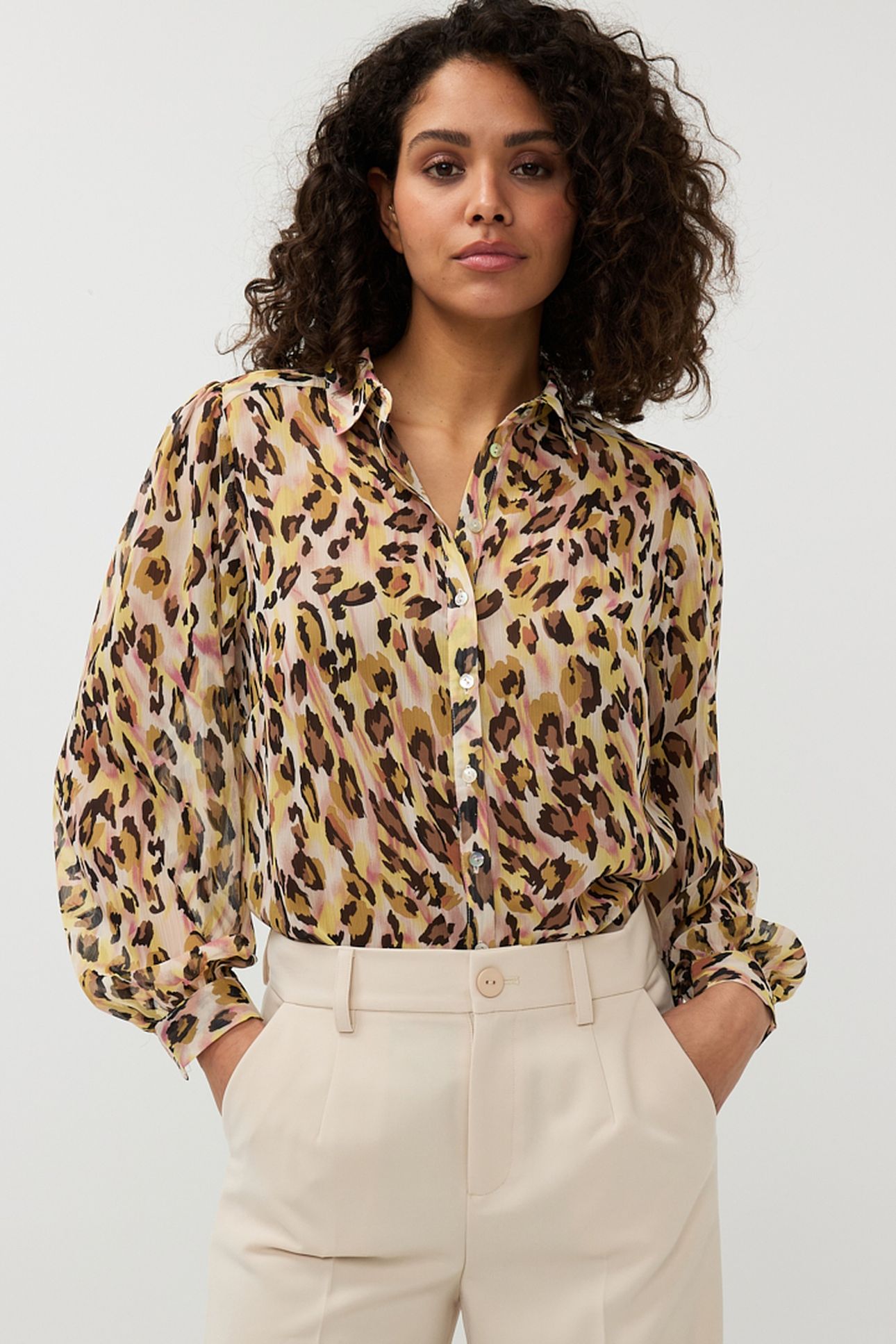 BLOUSE BASIC LEOPARD DREAM PRINT 1