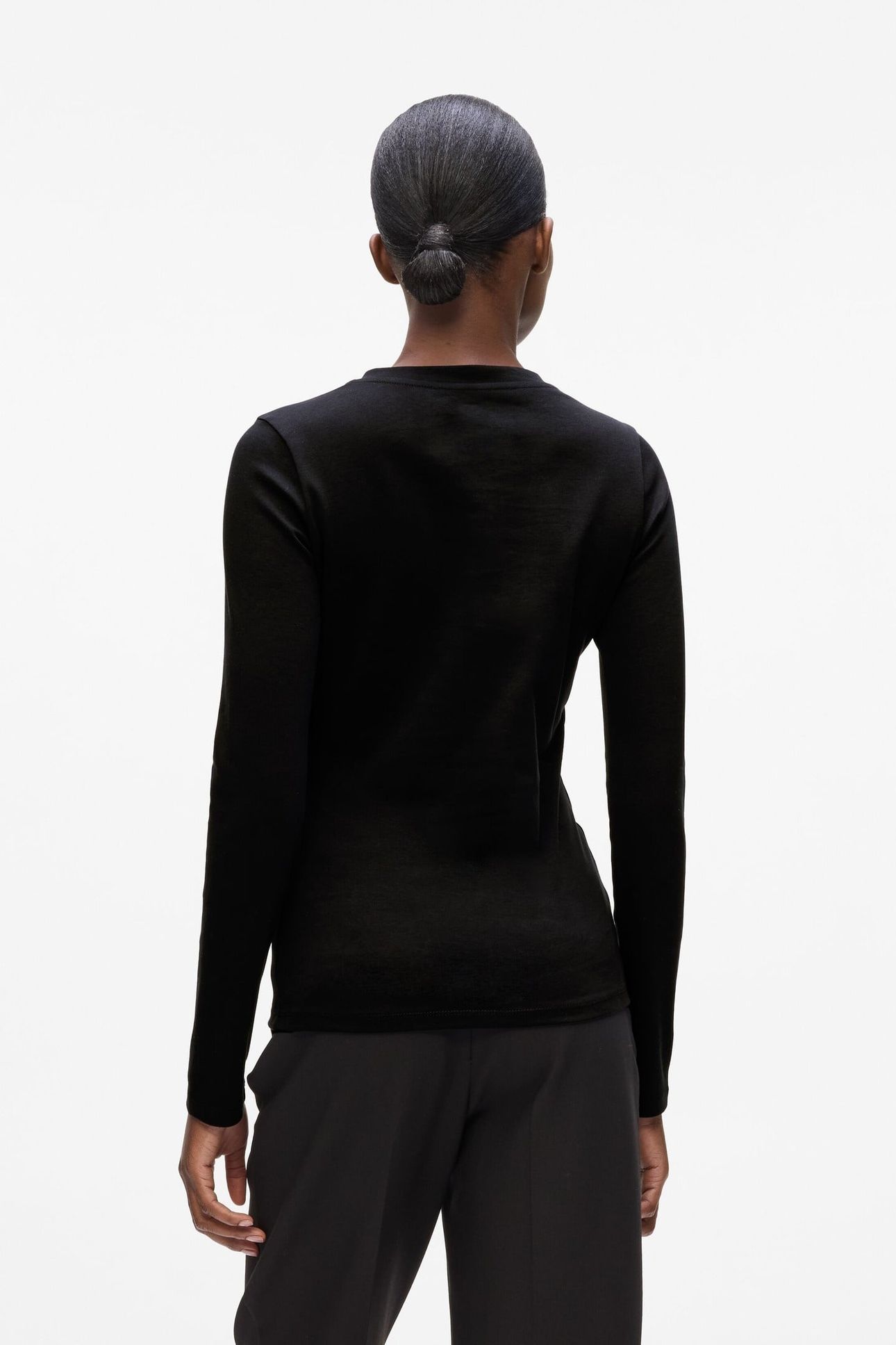 RETRO LONGSLEEVE BLACK 4