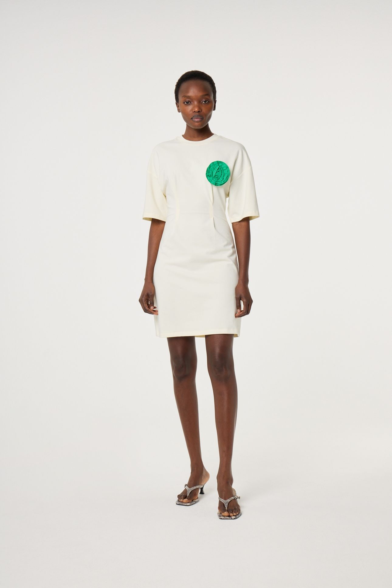 ASTAN DRESS COSY WHITE 2