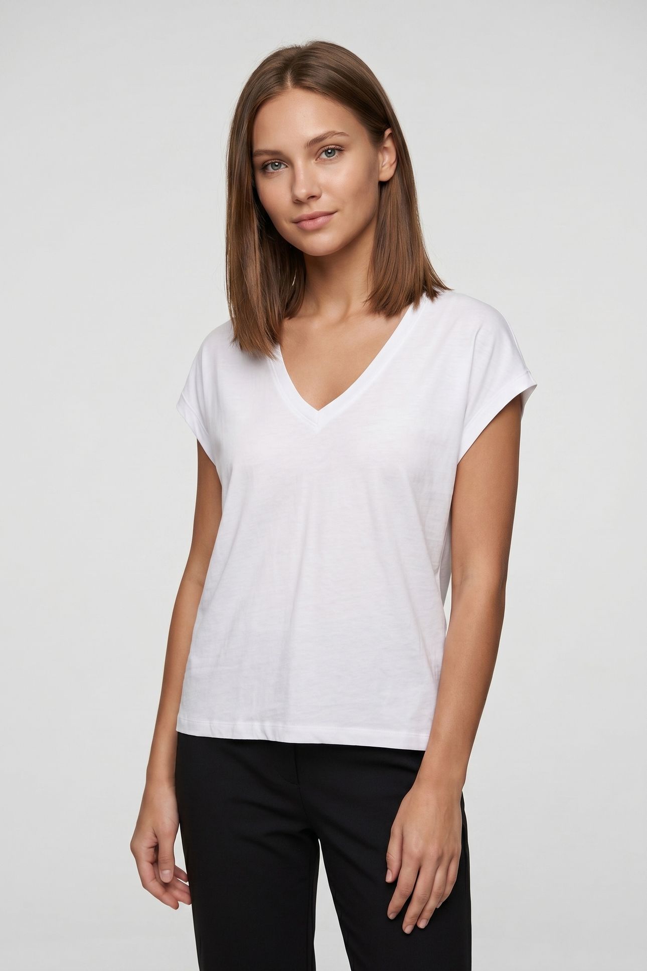 SLUB V-NECK T-SHIRT WHITE TRADITIONAL 1