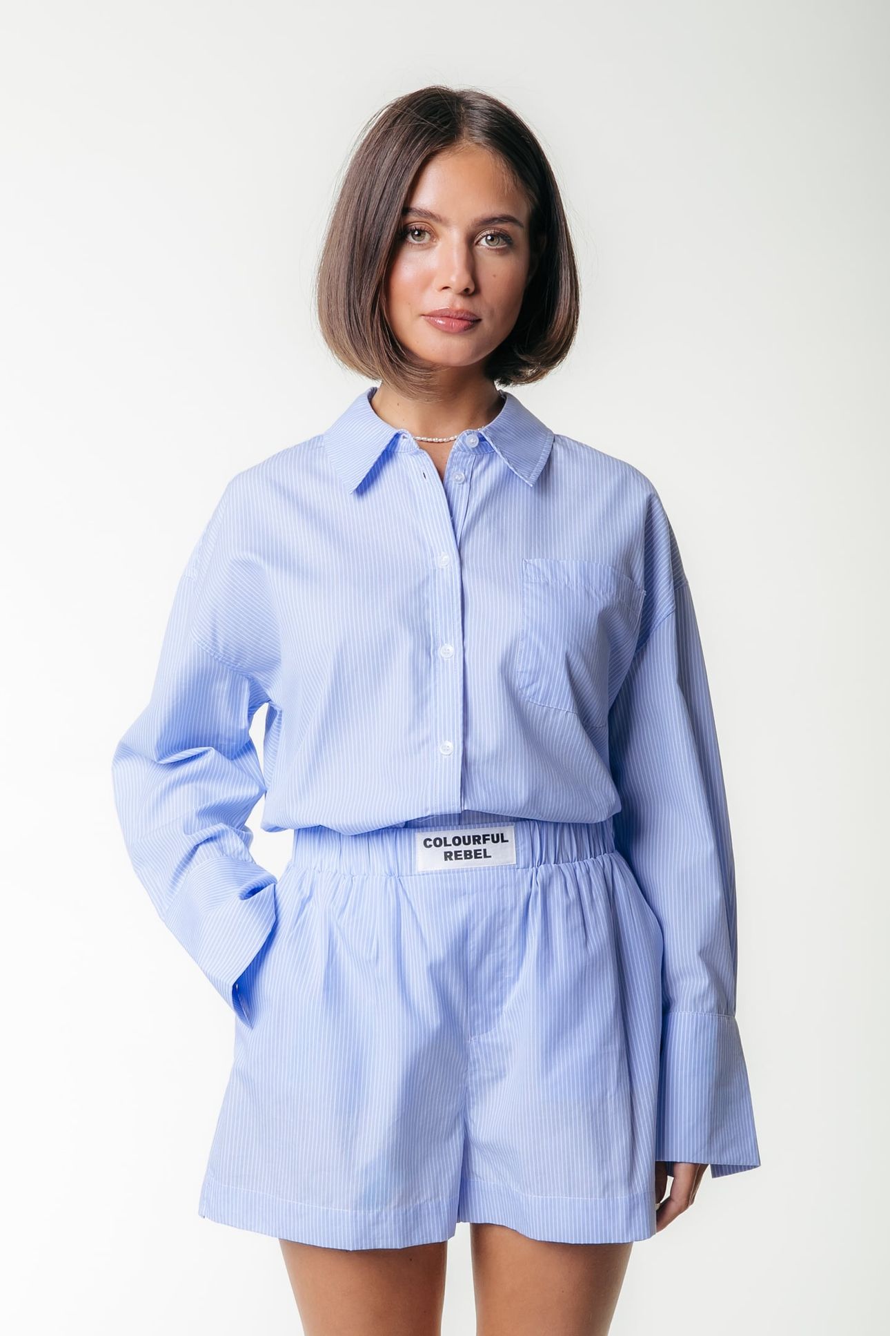 LYN STRIPED SHORT LIGHT BABY BLUE 1