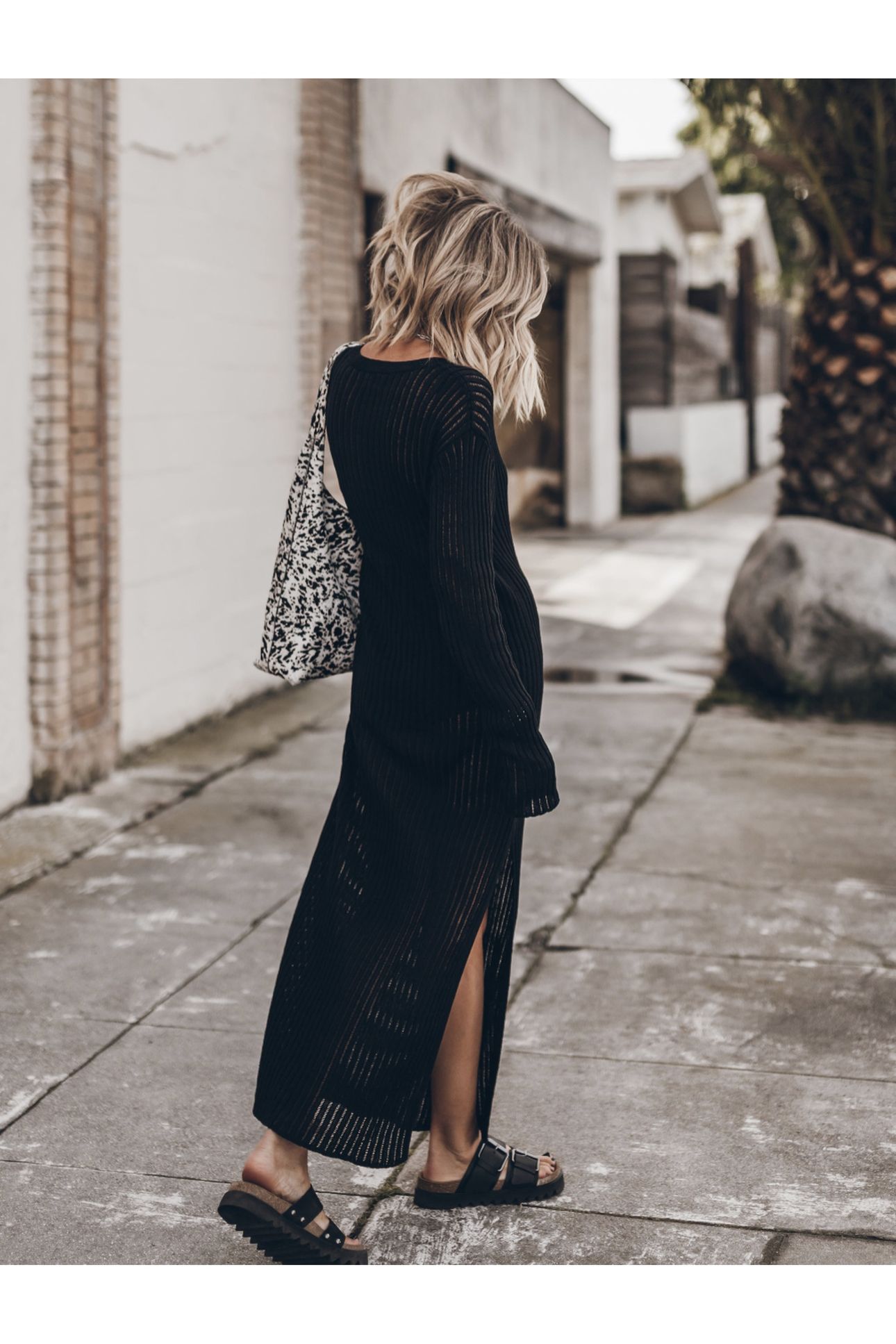 THE BLACK OPEN LONGSLEEVE DRESS 2
