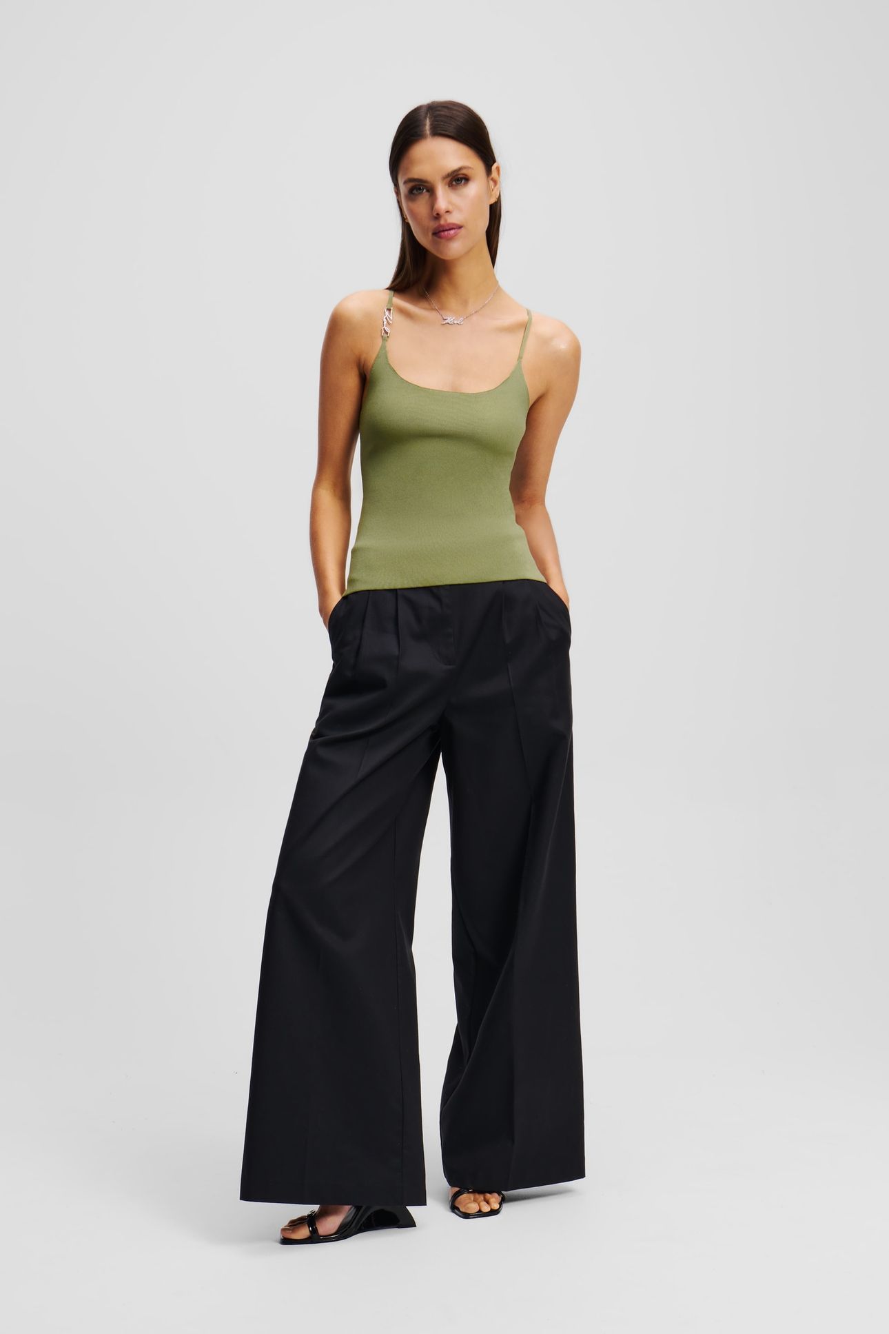 KNIT TANK OIL GREEN 2