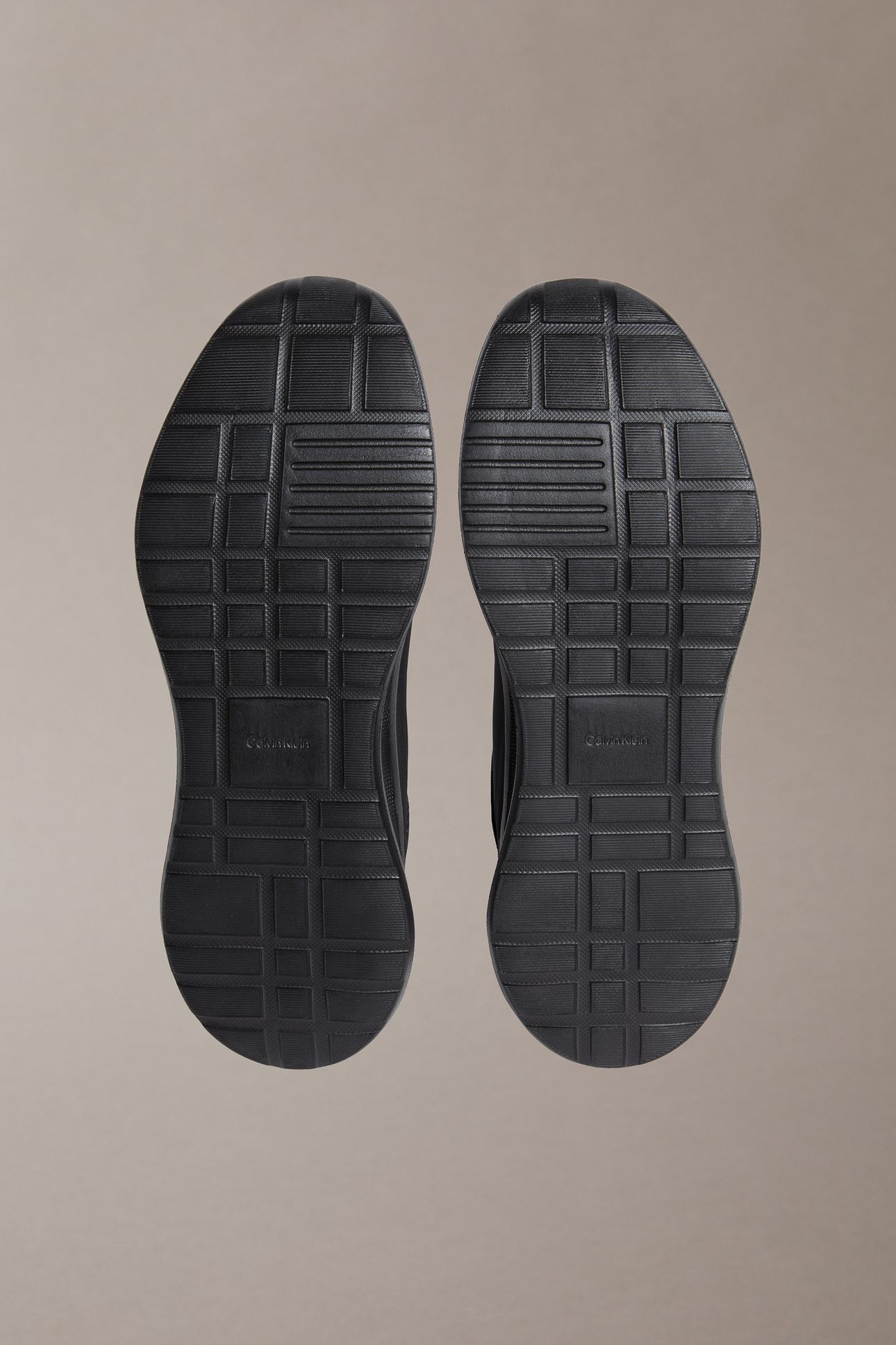 LIGHT EVA RUNNER TRIPLE BLACK 2