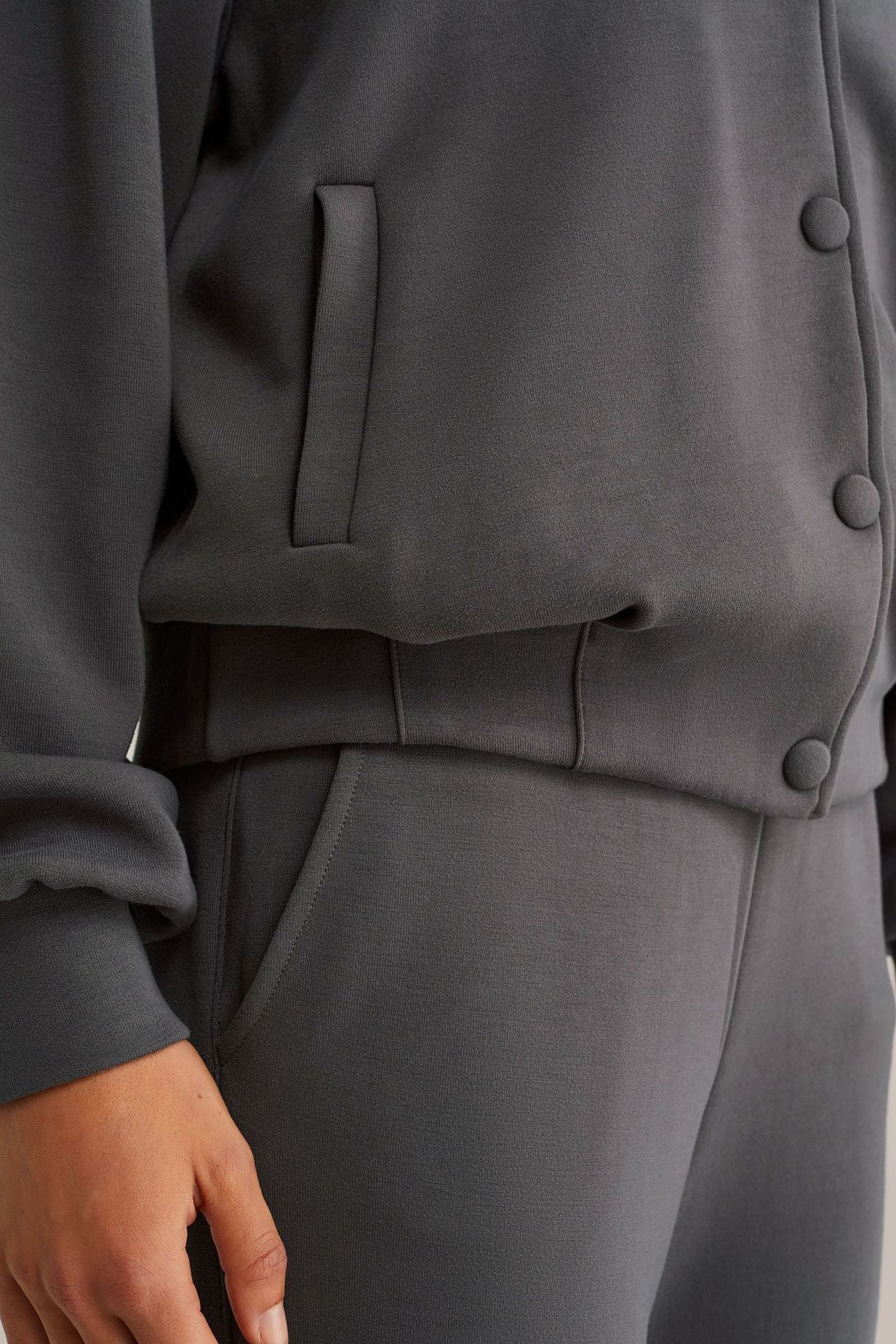 BOMBER DARK GREY 5