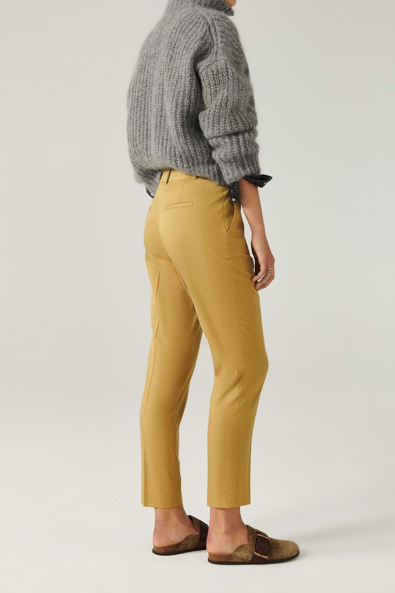 PANTALON DARCY OLIVE 3