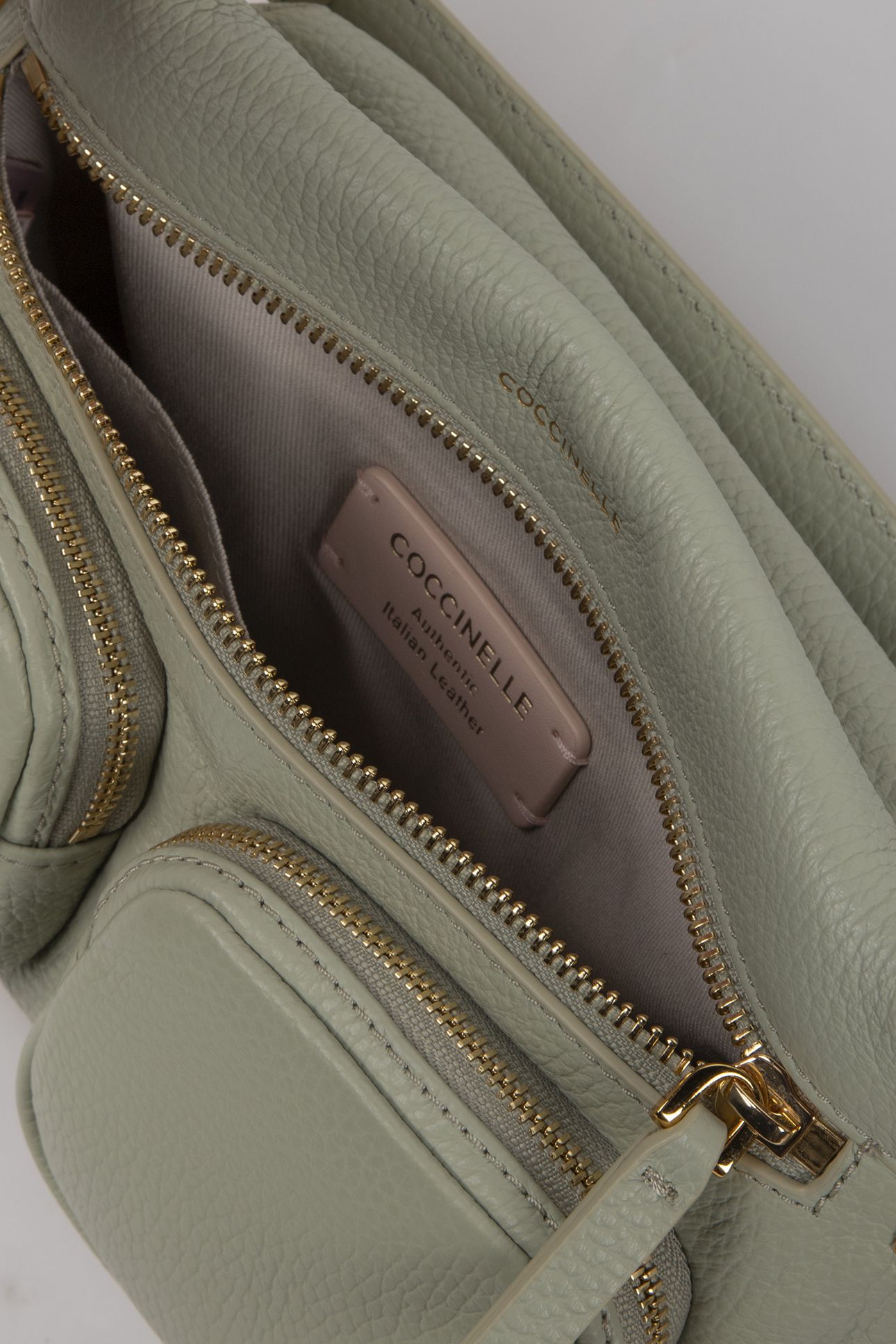 COCCINELLEHYLE CELADON GREEN 4