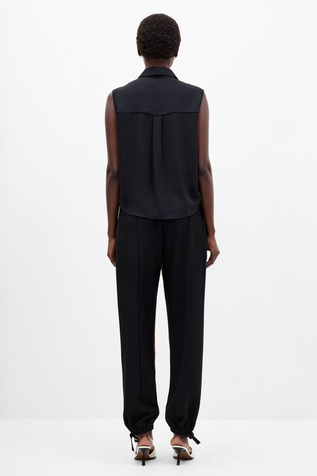 MILA SLVLSS FRINGED TOP BLACK 3