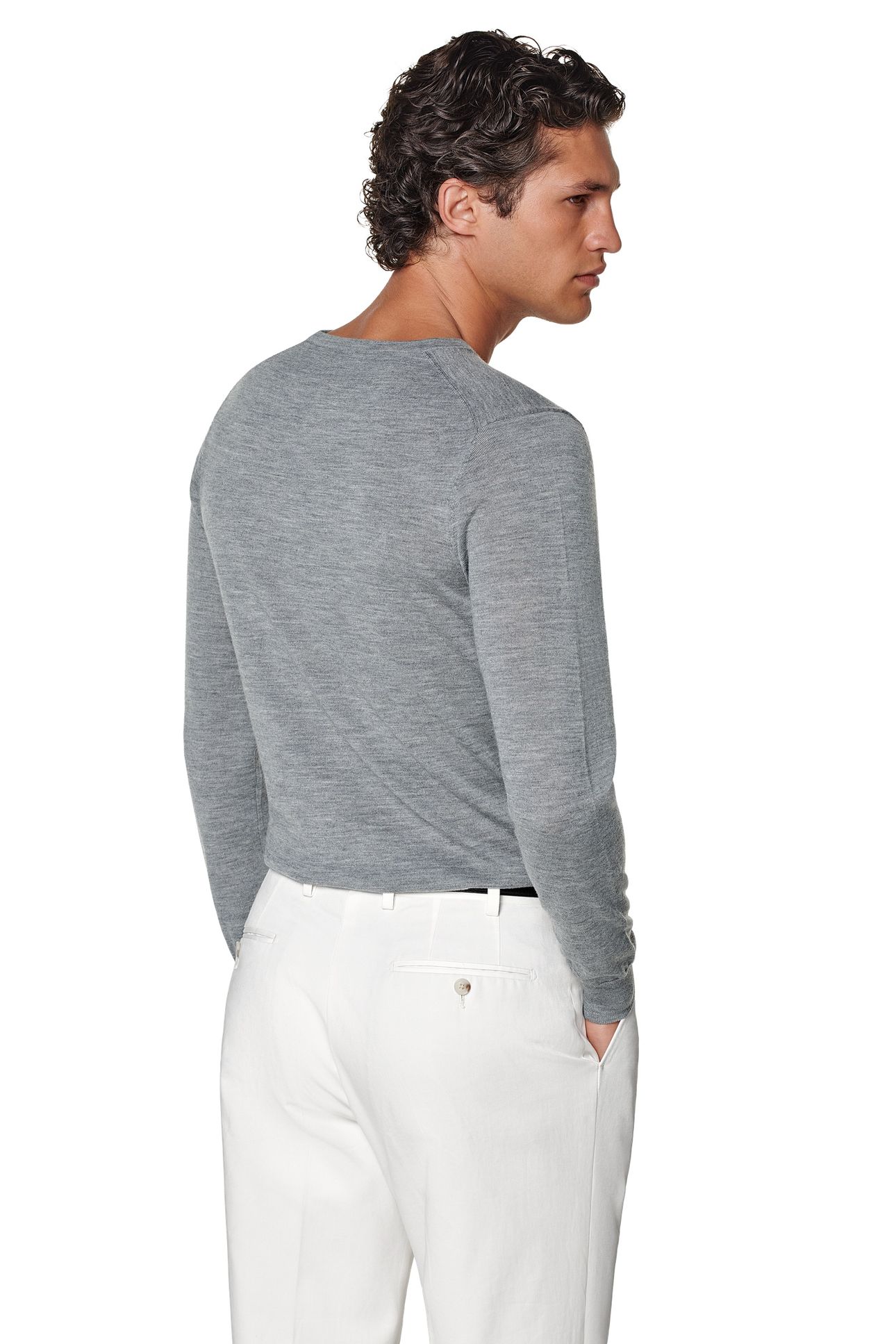 V-NECK MERINO CREW AND V NECK GREY 4