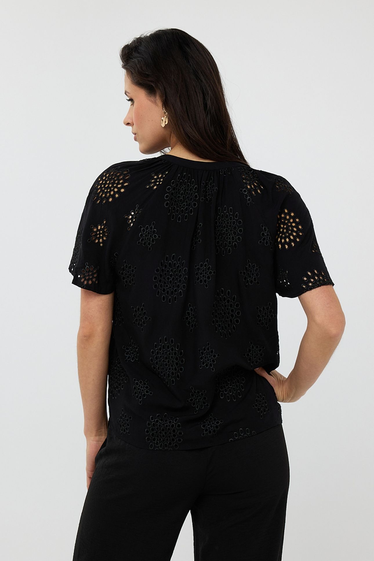 BLOUSE ALLOVER EMBROIDERY BLACK 3