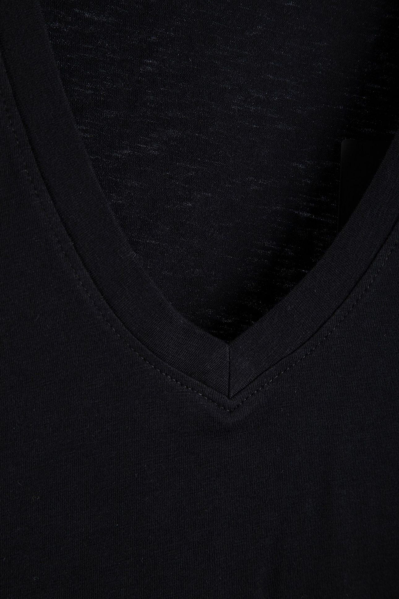 SLUB V-NECK T-SHIRT BLACK 4
