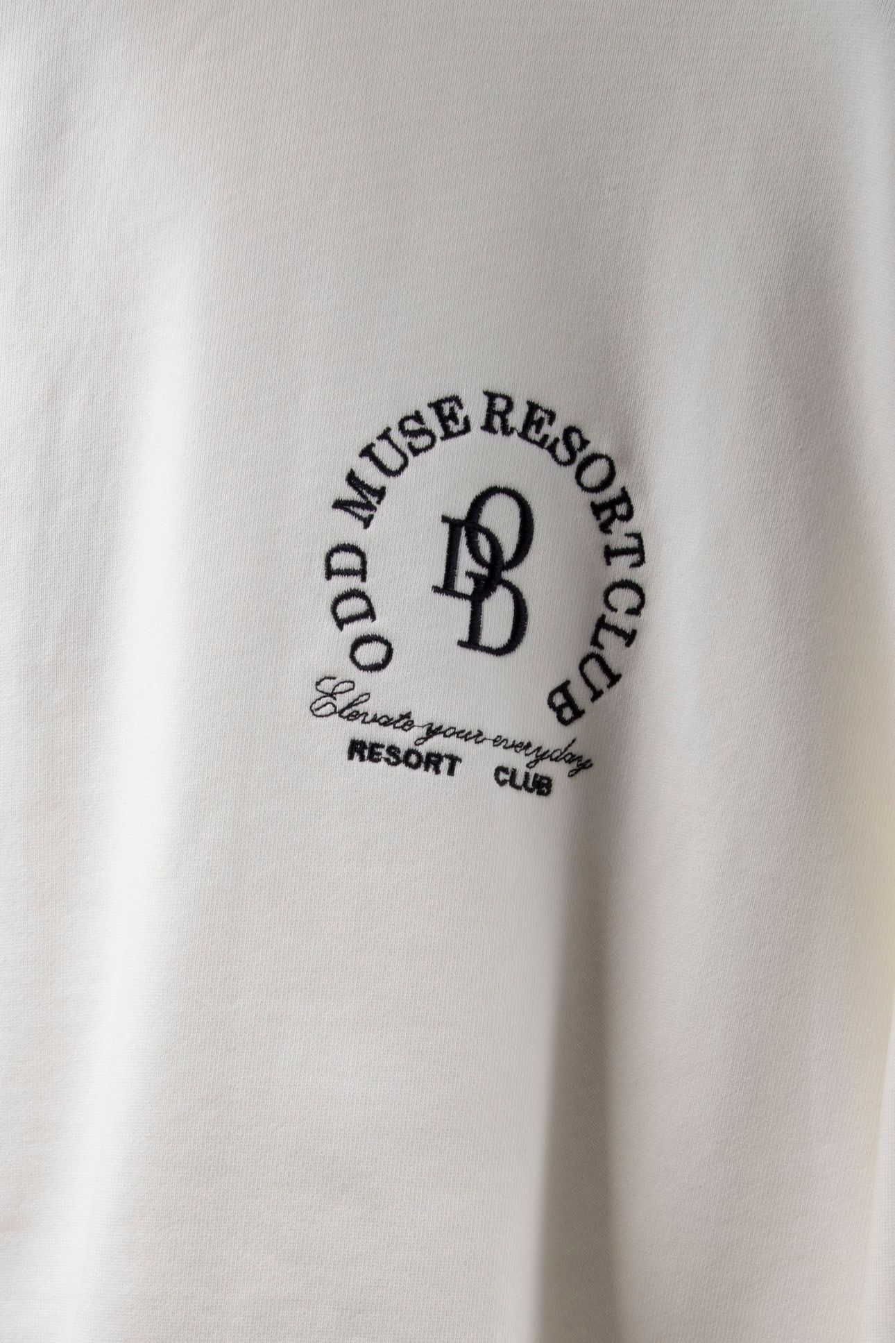 RESORT CLUB SWEATSHIRT WHITE 5