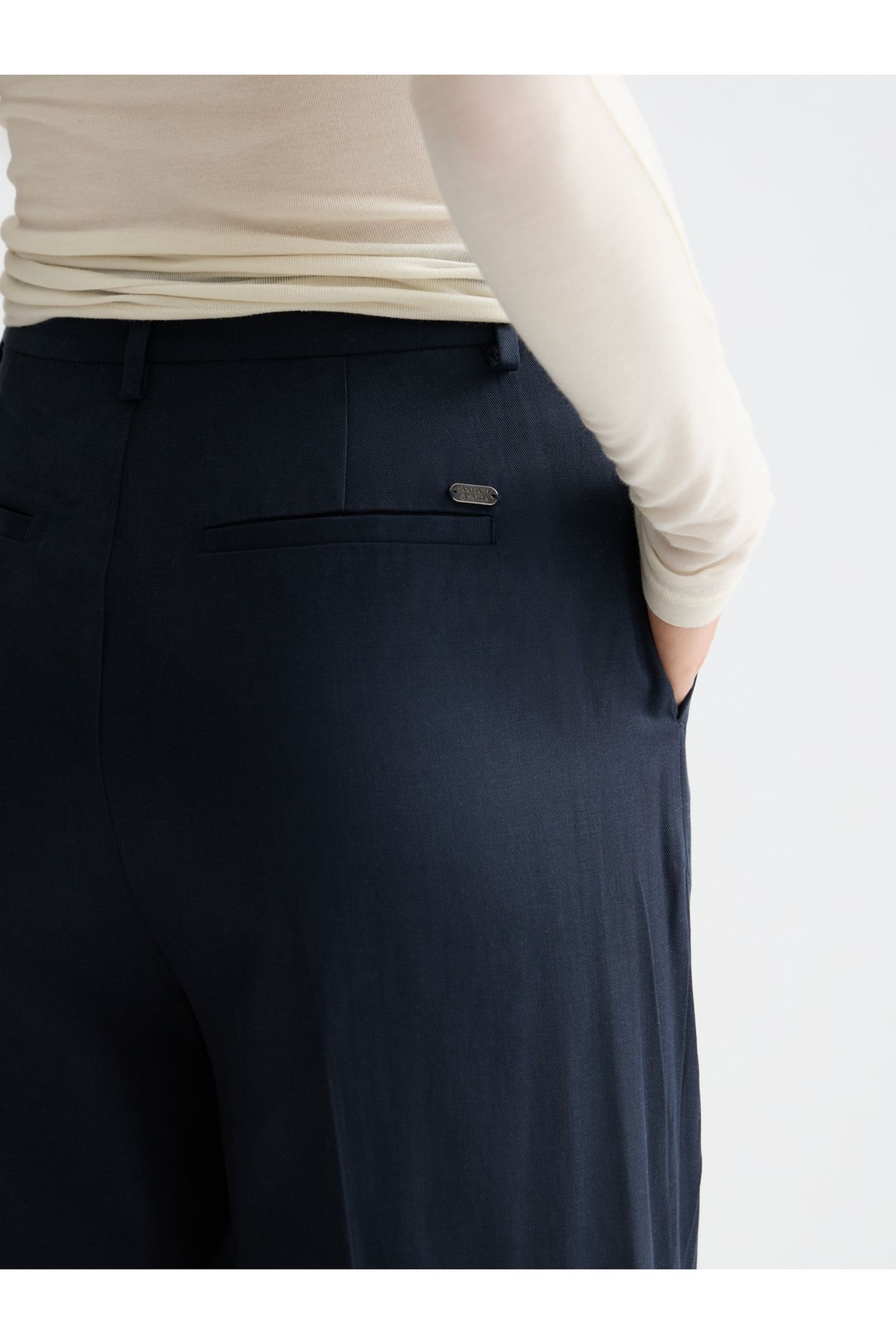 ROSE CHINO PANT NIGHT 4