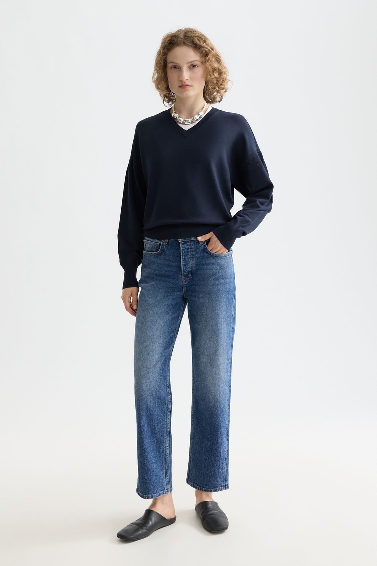 V-NECK RELAXED PULLOVER NAVY 2