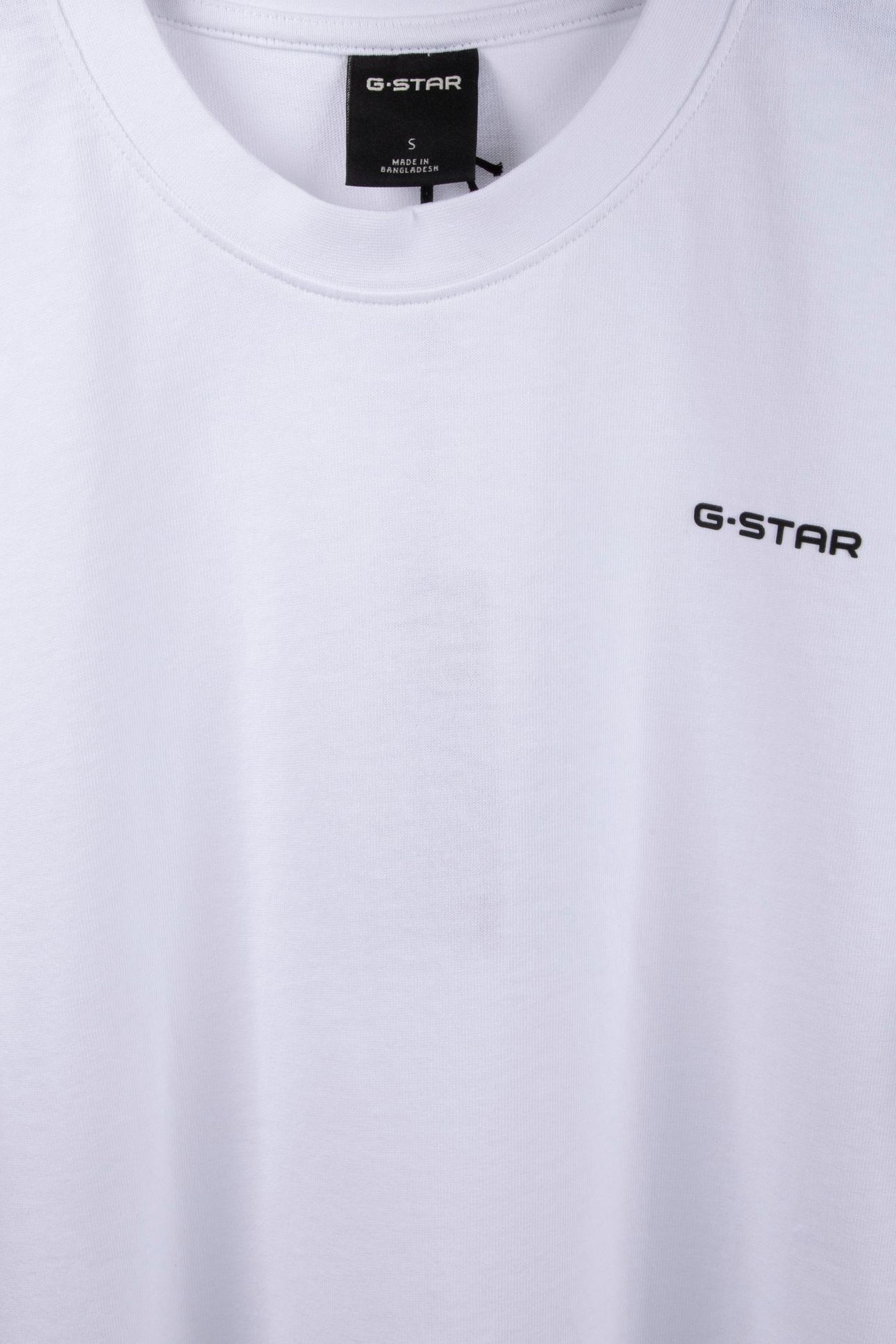 CHEST LOGO R T WHITE 6