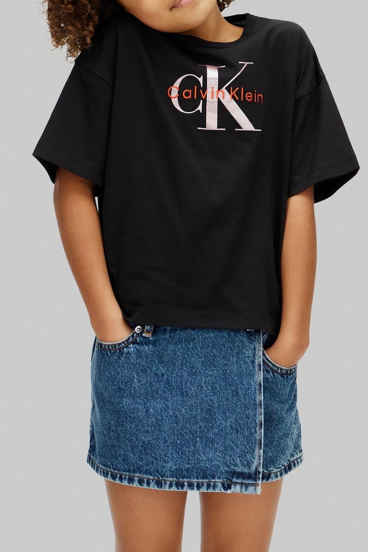 GIRLS SEASONAL MONOLOGO BLACK 2