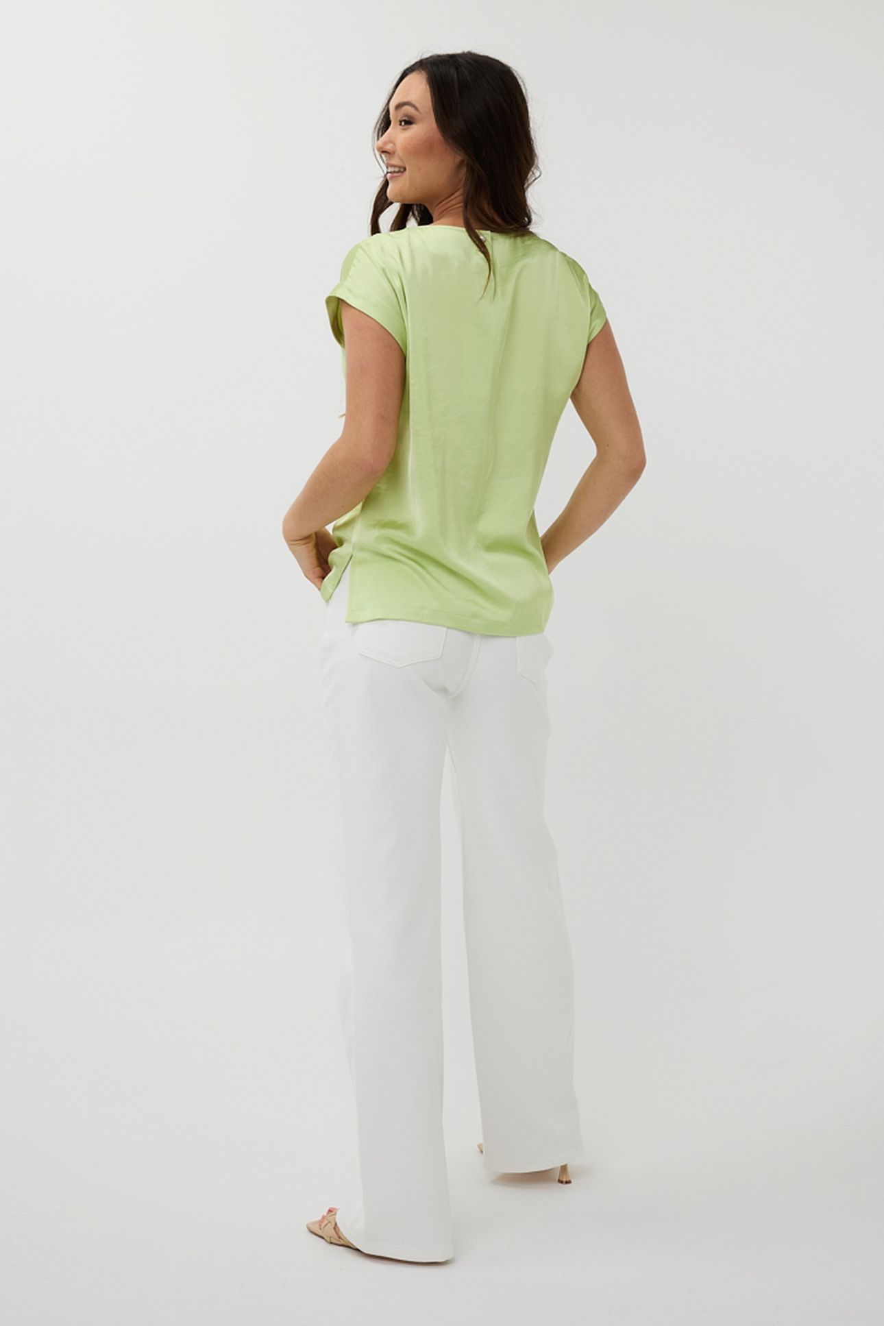 BLOUSE R-NECK SATIN LOOK APPLE GREEN 3