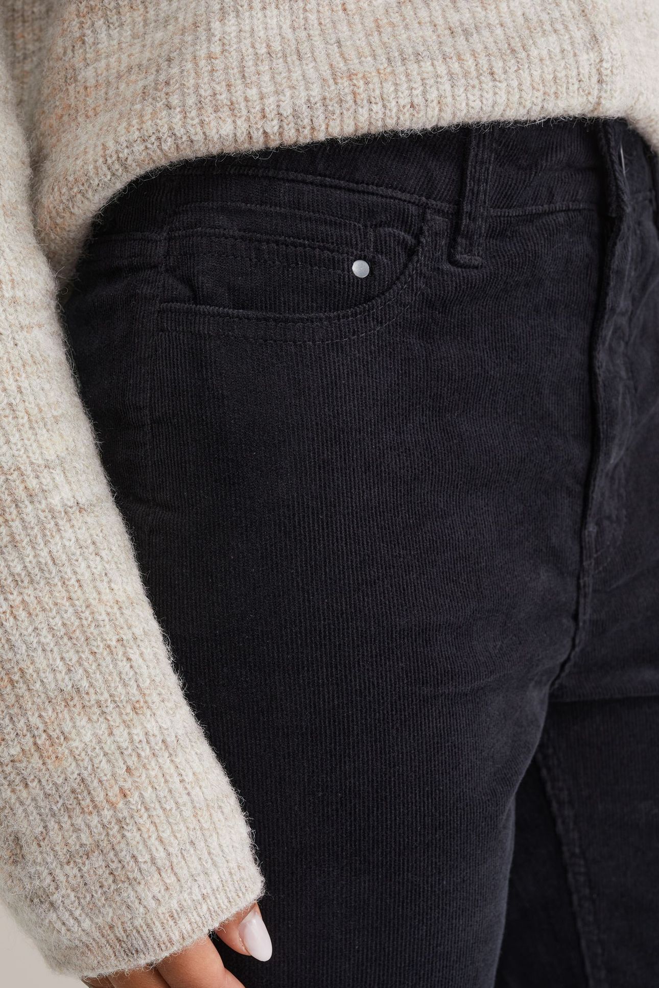 TROUSER BLACK 5
