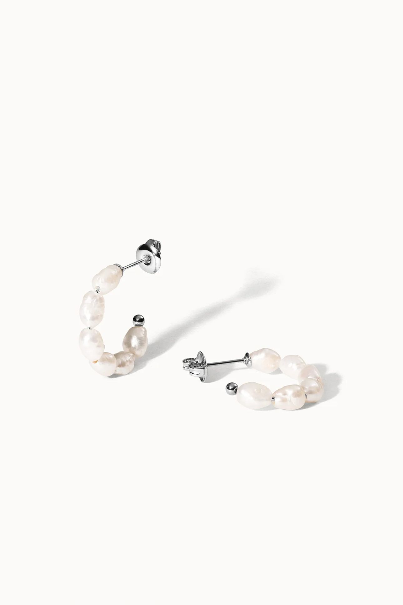 ORGANIC PEARL PERLENOHRRINGE SILVER 2