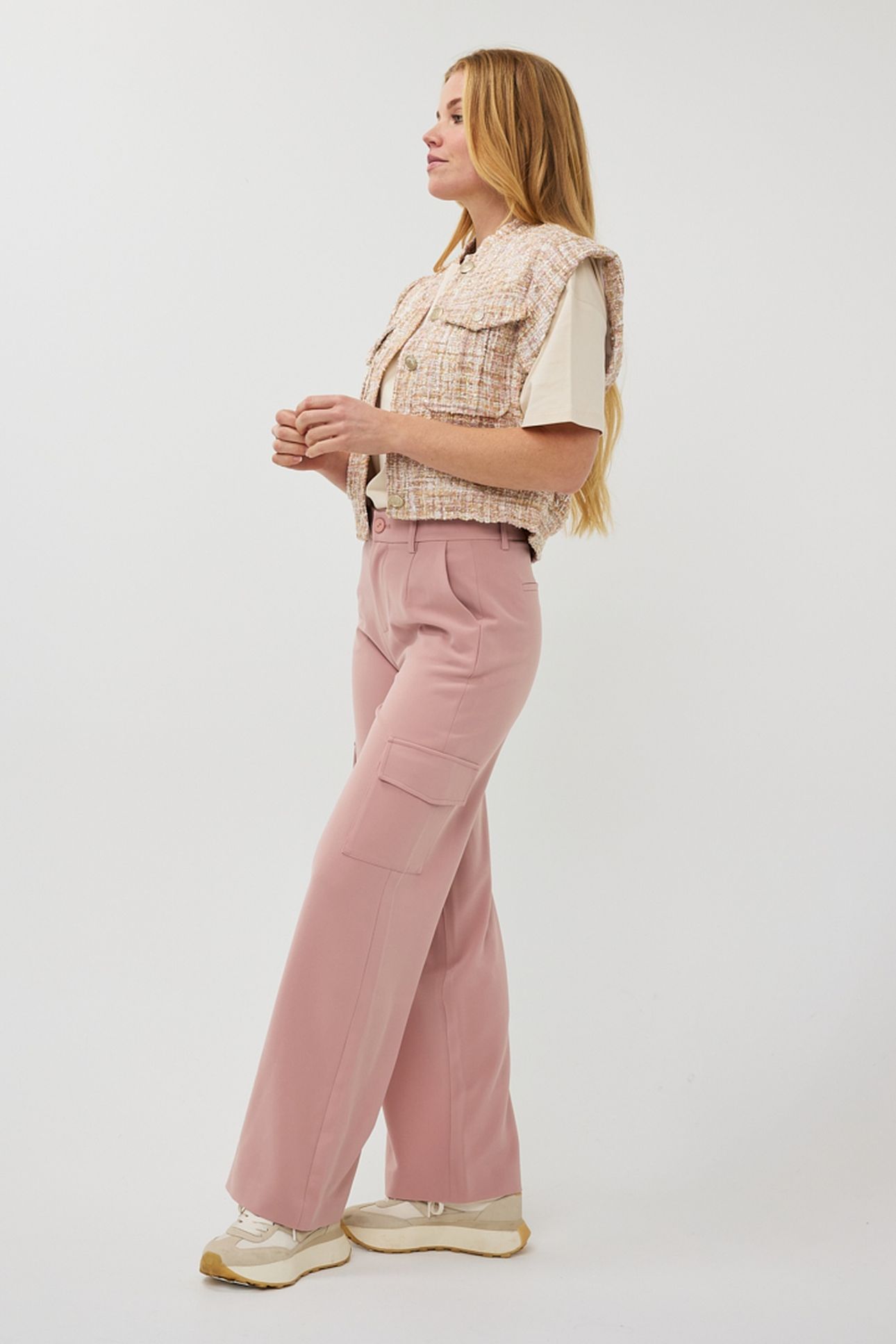 TROUSERS WIDE CARGO CITY CHALK PINK 3