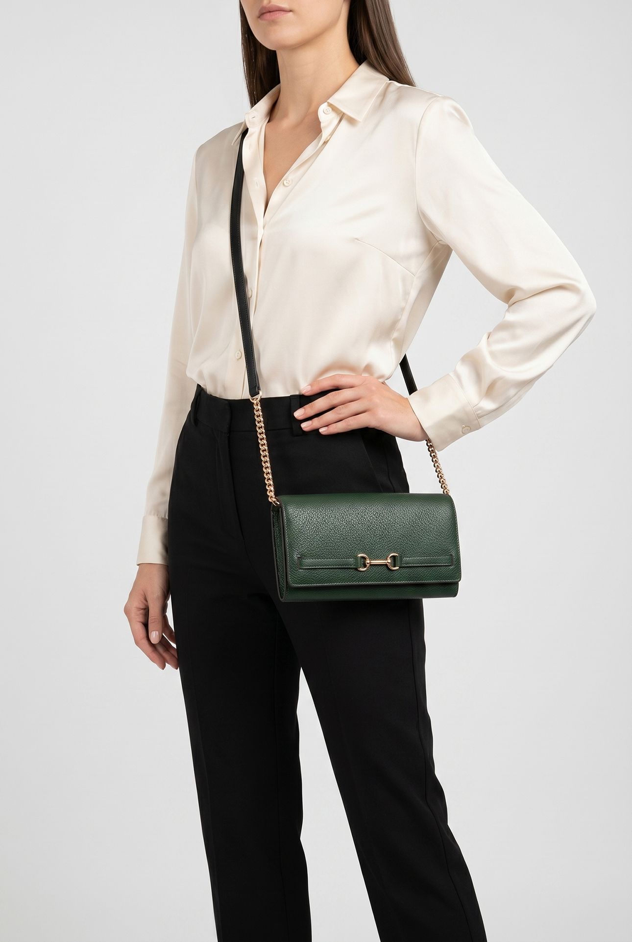 LARGE WALLET ON A CHAIN MOSS 1