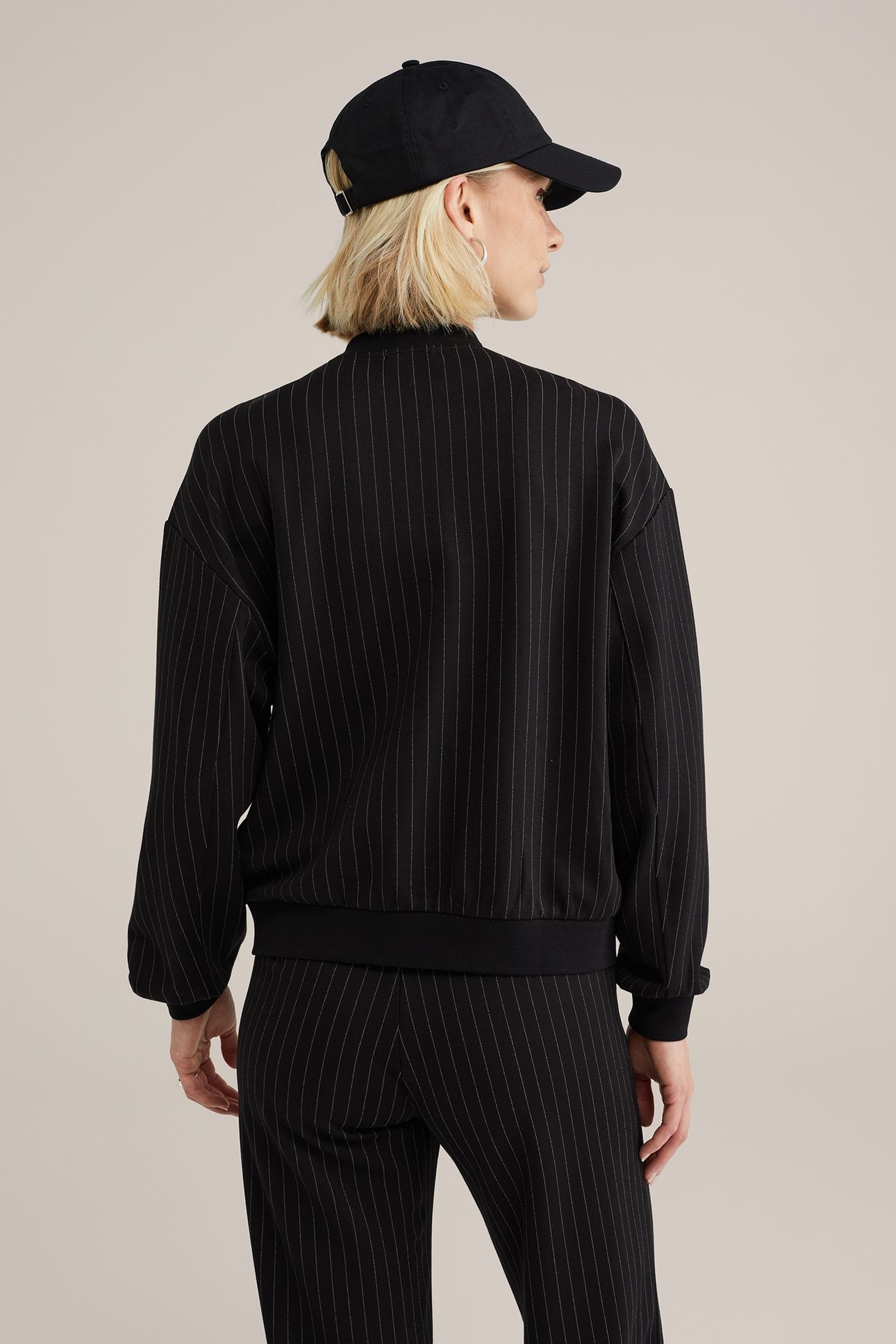 BOMBER BLACK 3