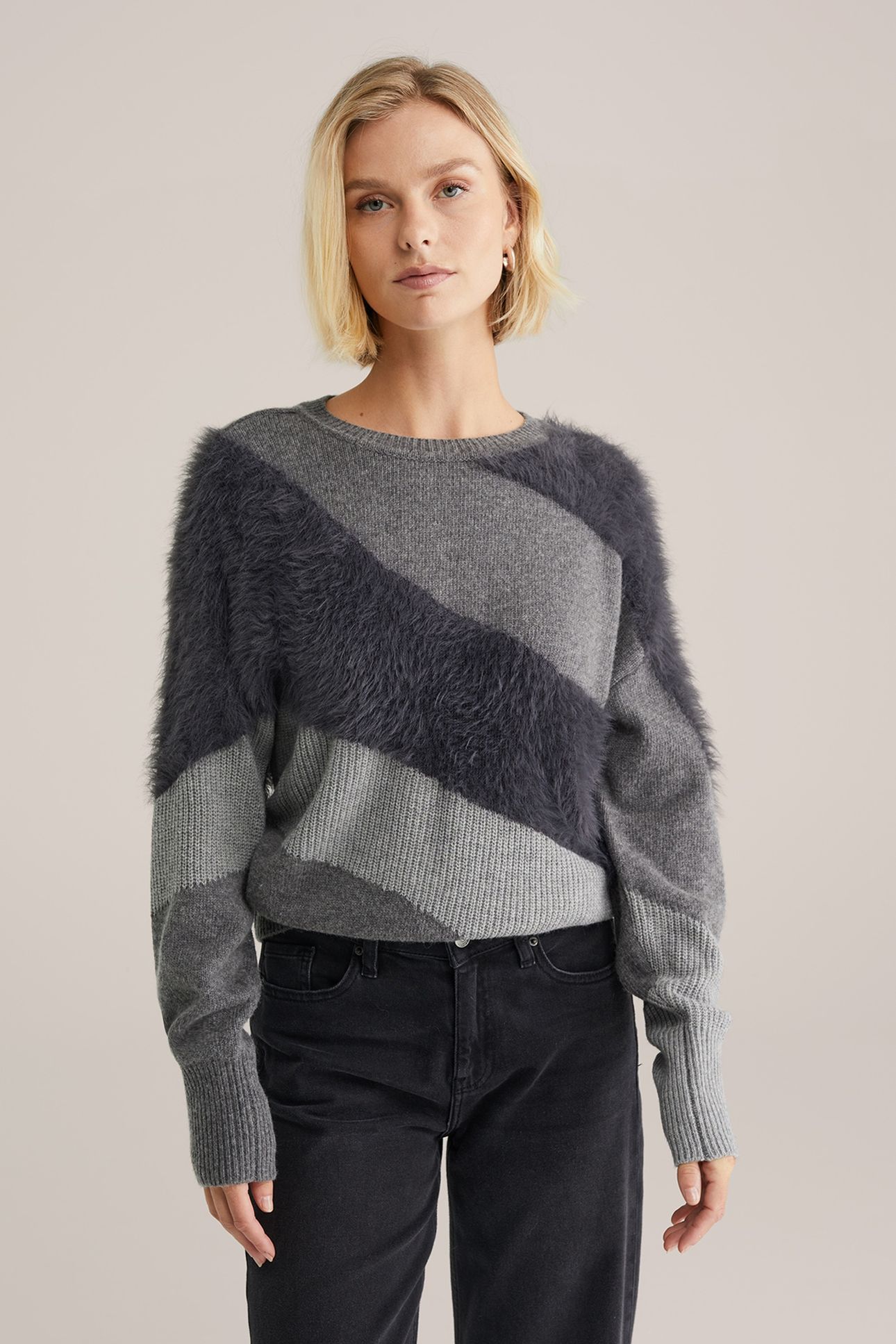 KNITTED PULLOVER GREY 1