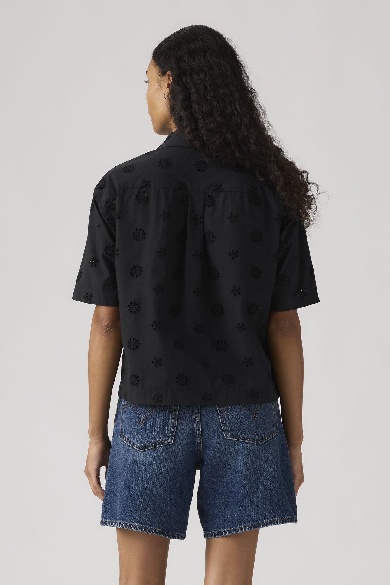 NOVELTY HARLIE SHORT SLEEVE CROPPED SHIRT 3