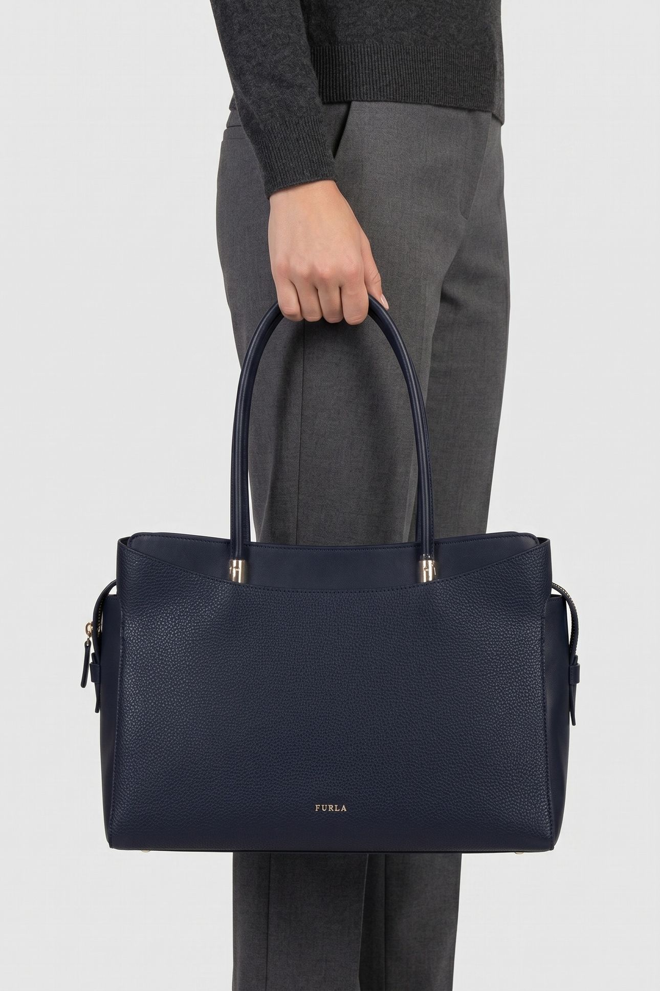 ERIS LARGE TOTE BLUE REALE 3