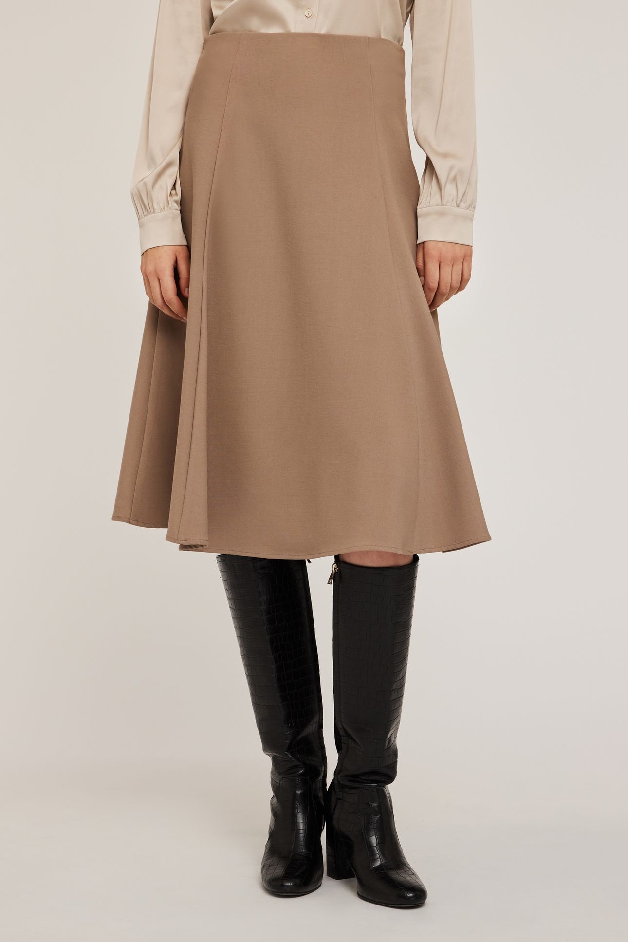 HALF CIRCLE SKIRT BEIGE 1