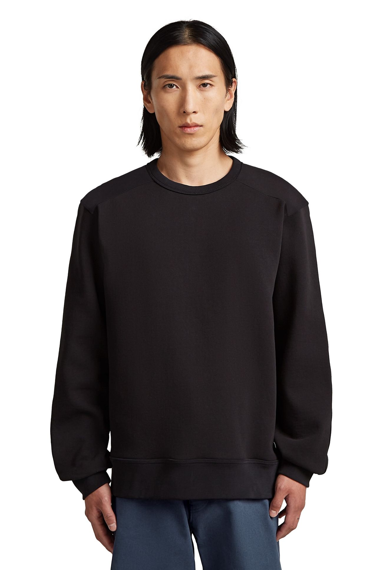 MN PREMIUM RELAXED SWEATER BLACK 2