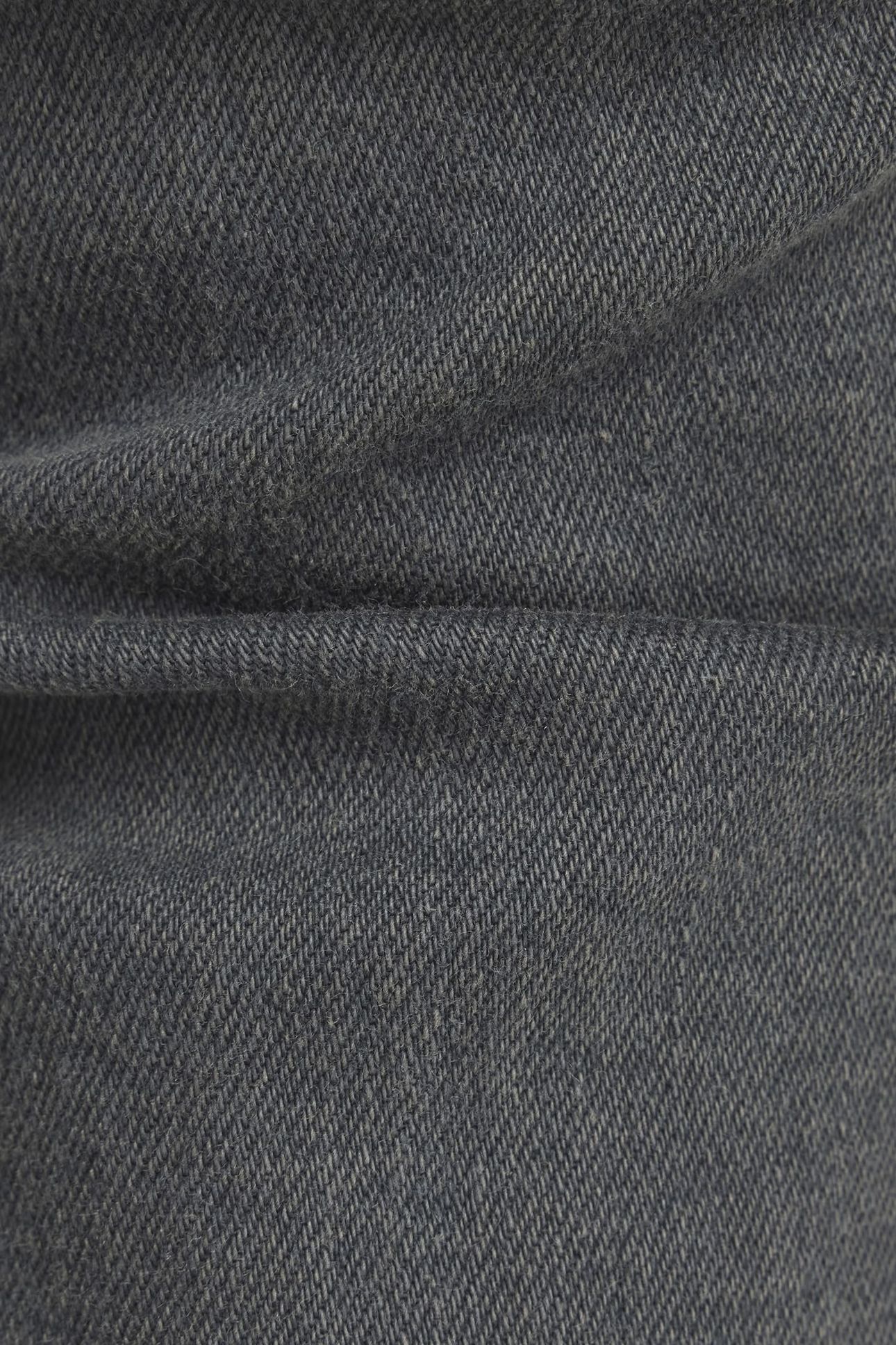 LHANA SKINNY WORN IN TORNADO 6