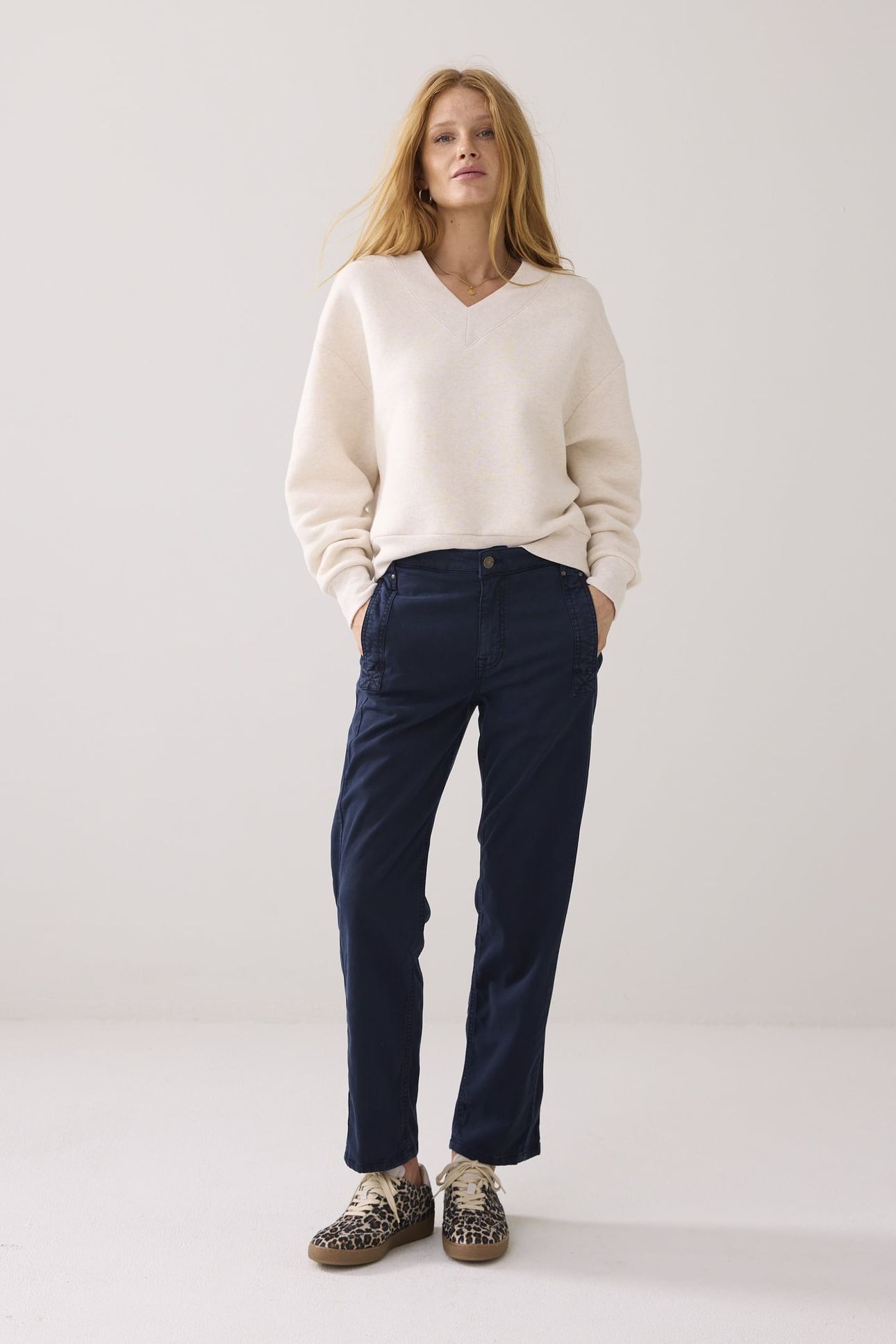STRAIGHT ULTRA SOFT STRETCH TWILL MIDNIGHT BLUE 1