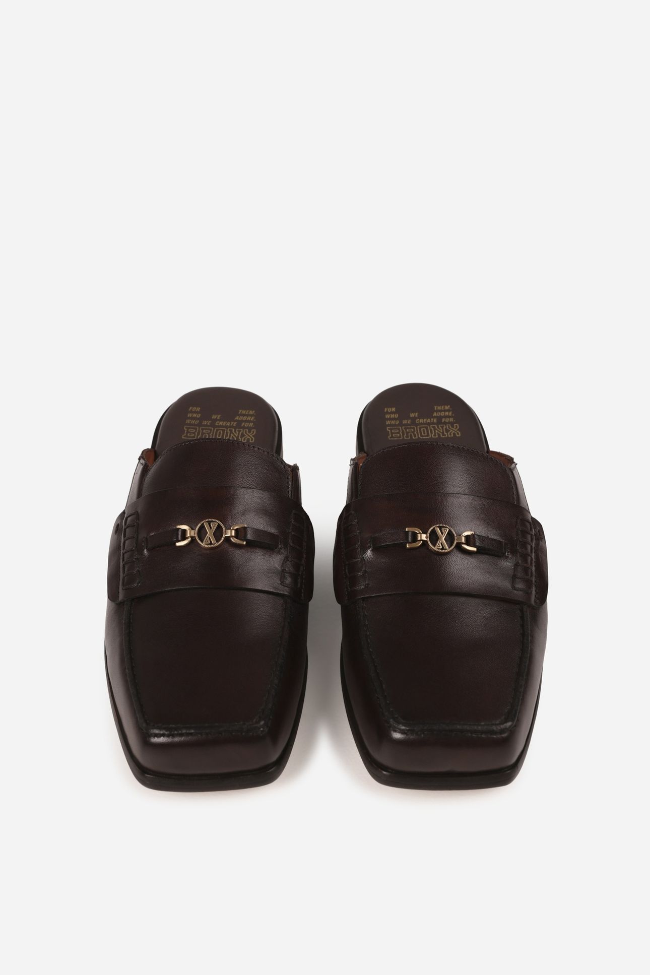 COLB-Y LOW SHOE COFFEE BEAN 6