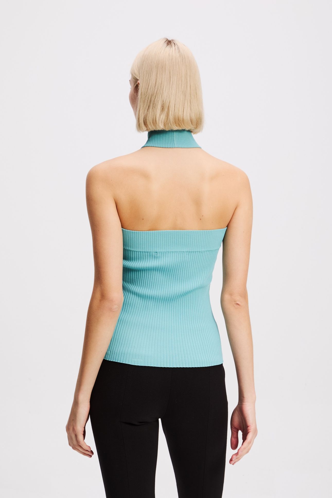 HALTERNECK KNIT TANK STILL WATER 3